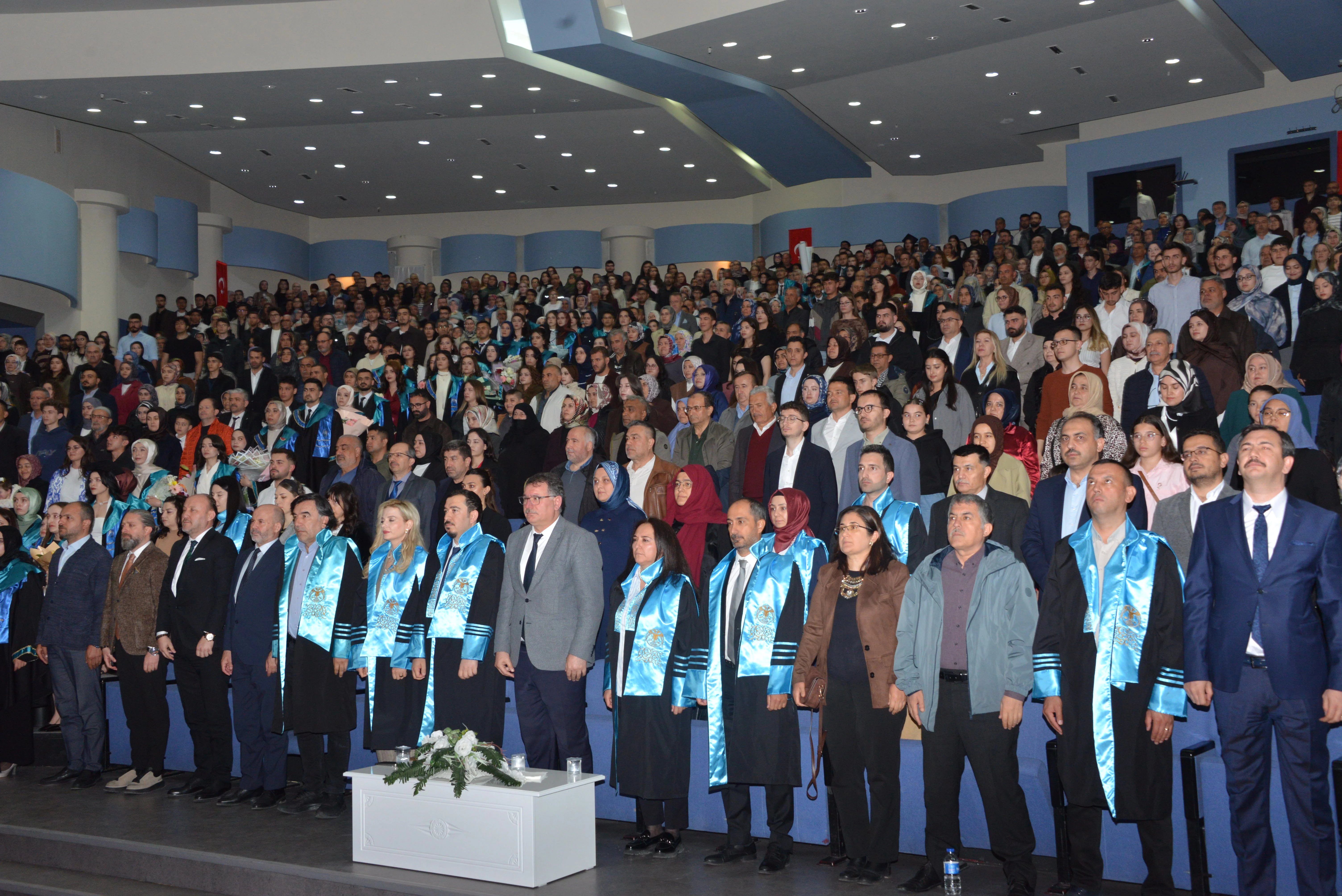 Fakültemiz 2025-2026 Eğitim Öğretim Yılı Mezuniyet Töreni Gerçekleştirildi