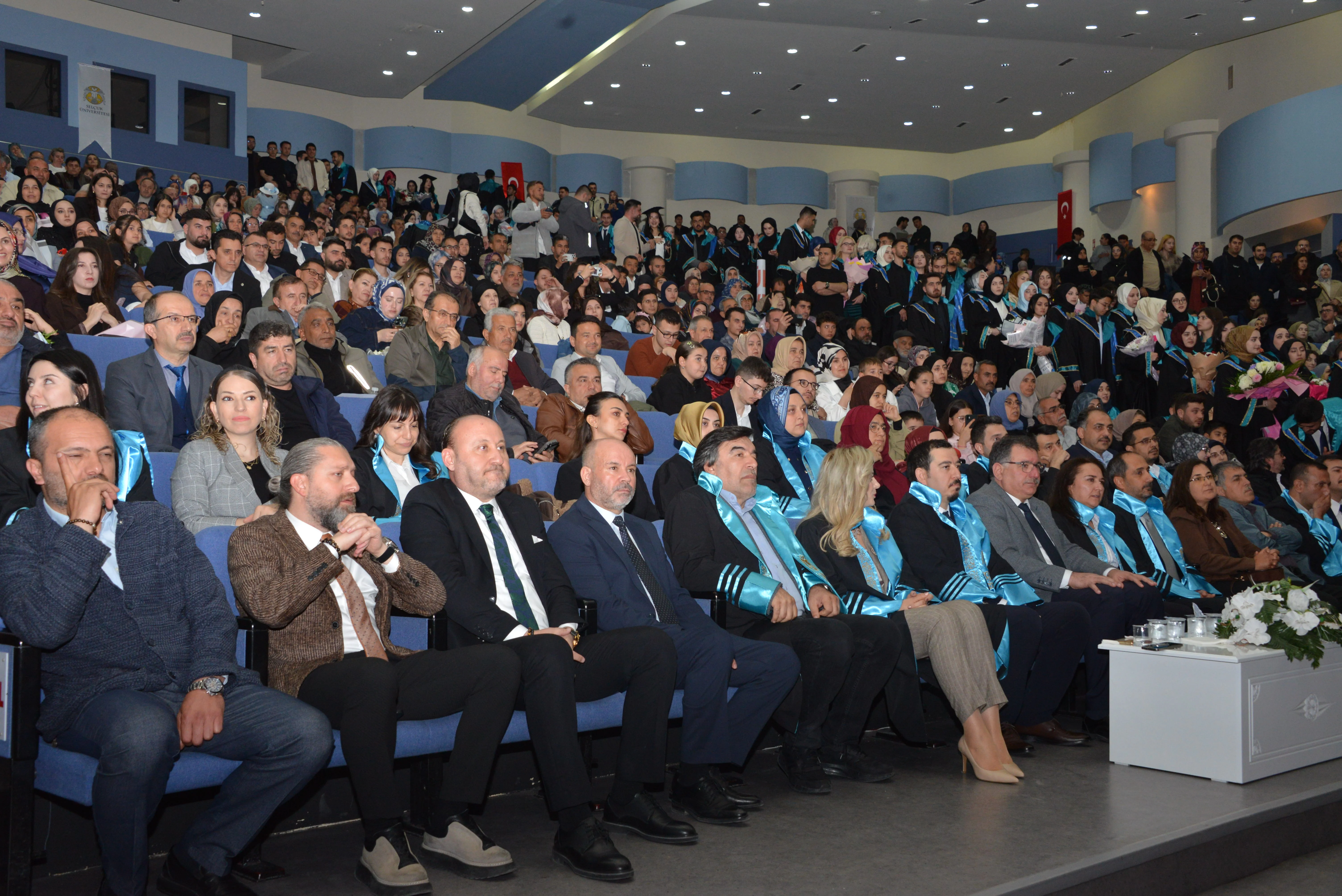 Fakültemiz 2025-2026 Eğitim Öğretim Yılı Mezuniyet Töreni Gerçekleştirildi