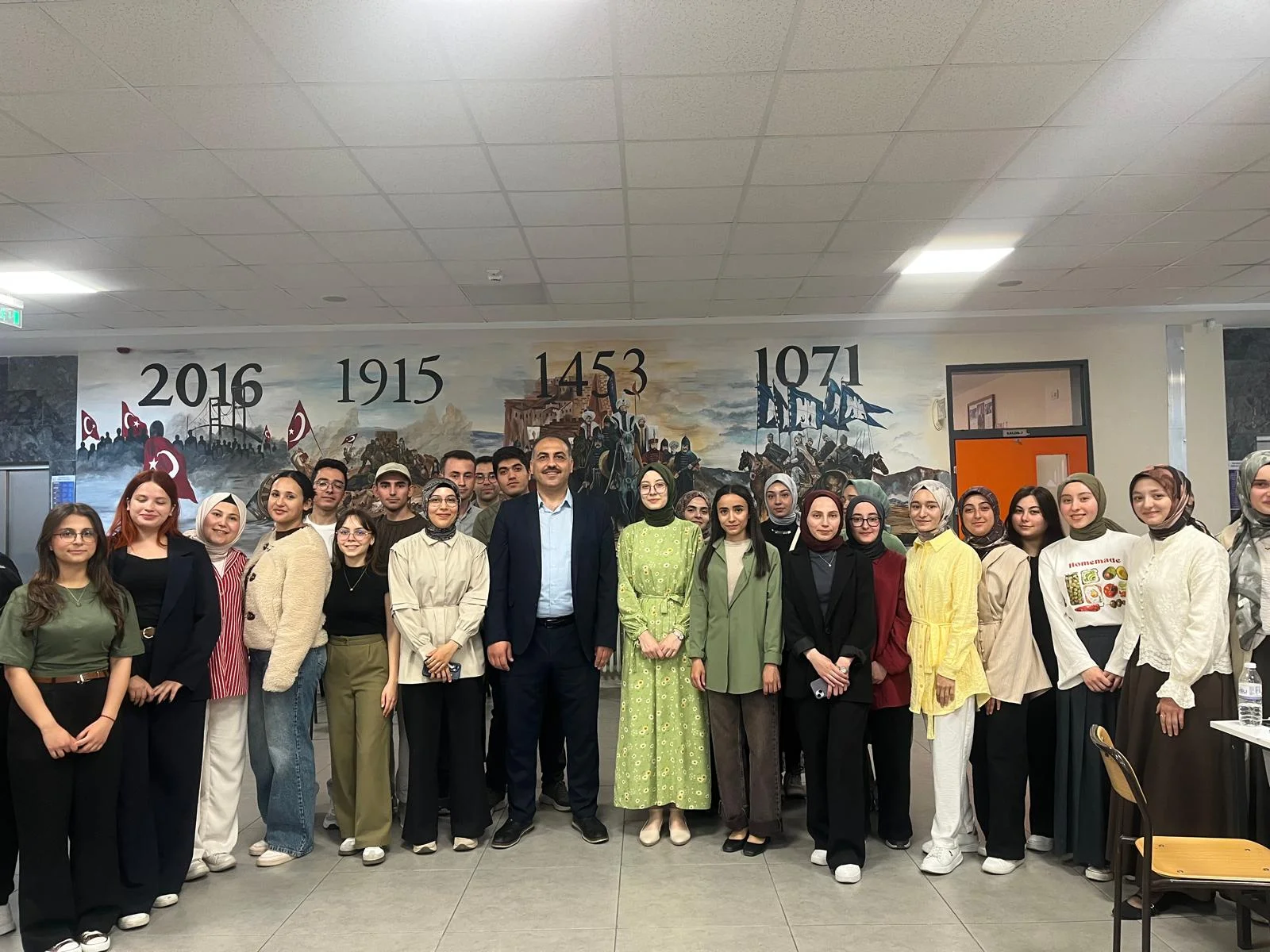 Fakültemiz İlköğretim Matematik Öğretmenliği Programı öğrencilerinden Türk Anadolu Vakfı İmam Hatip Ortaokuluna Anlamlı Ziyaret