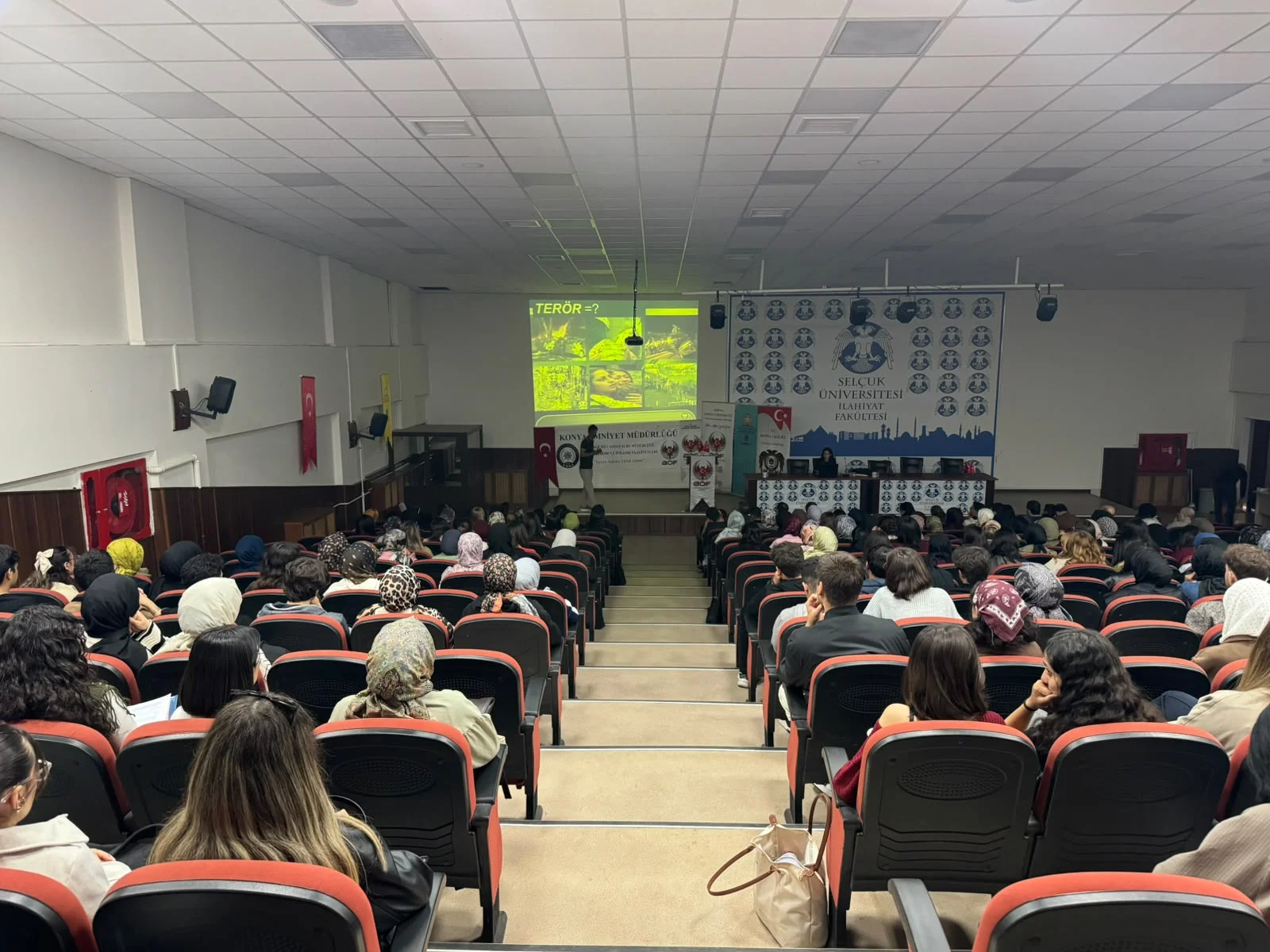 Fakültemizde Terörle Mücadele Farkındalık Eğitimi Düzenlendi