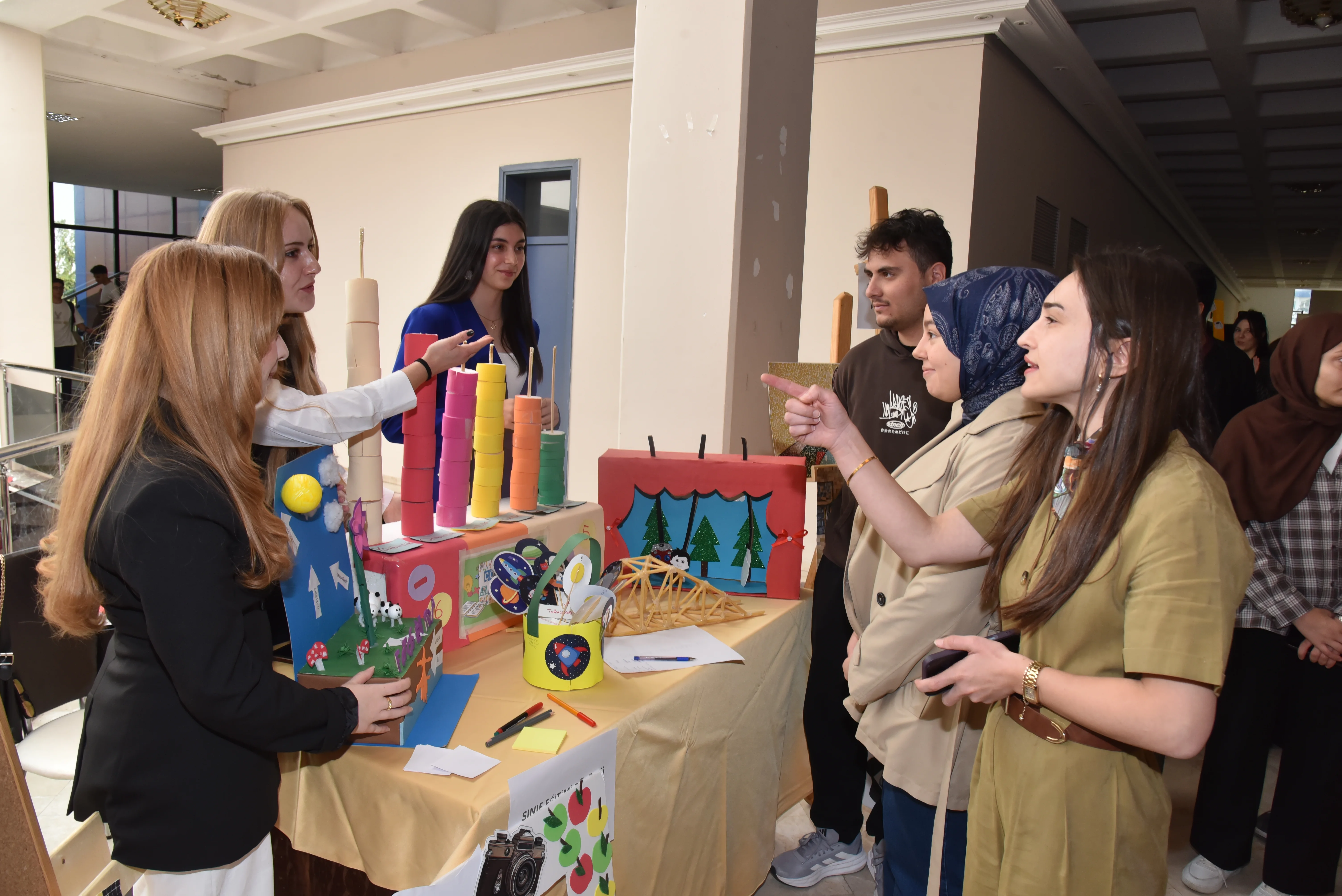 Fakültemizde Geleneksel Oryantasyon Programı Coşkuyla Gerçekleştirildi