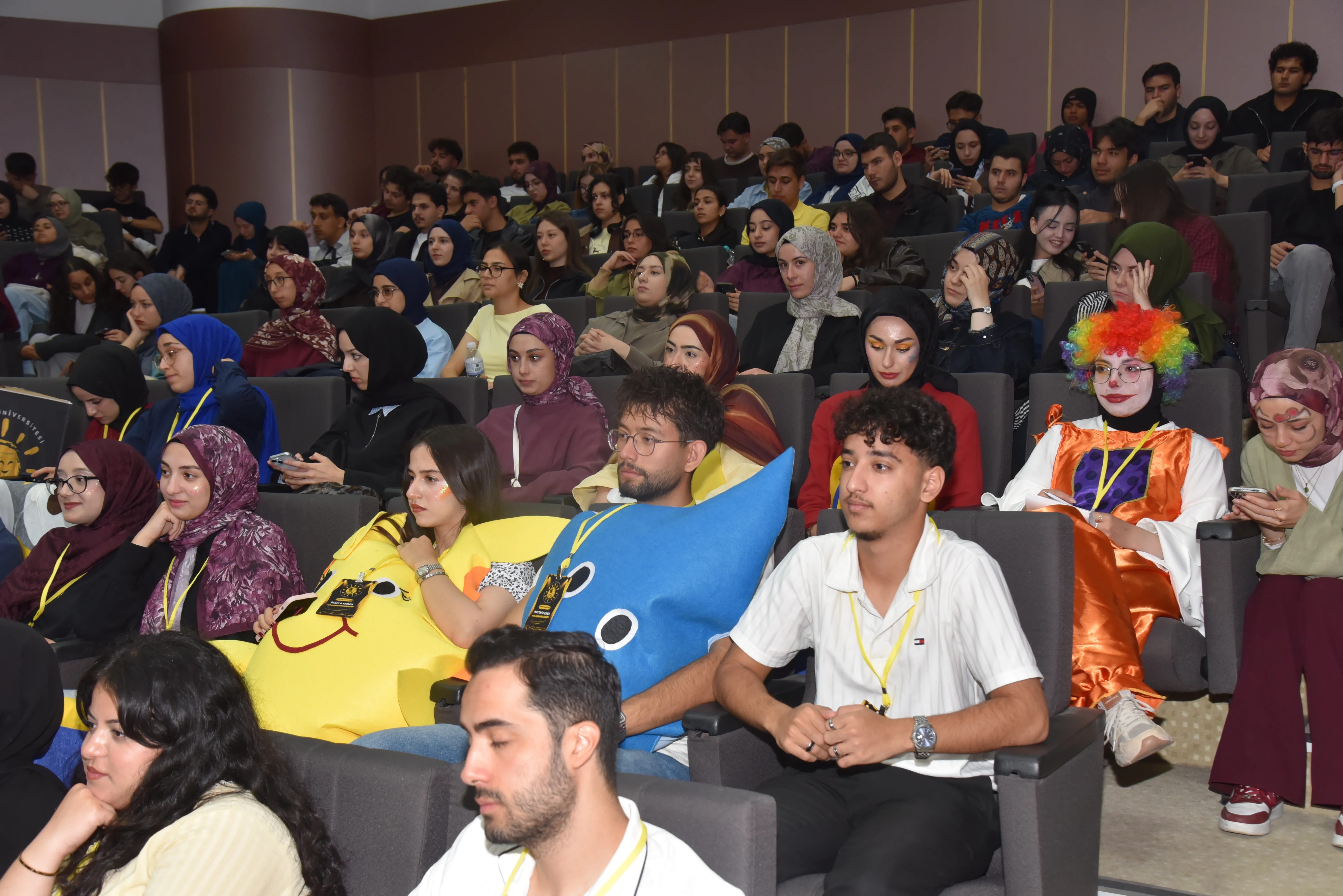 Fakültemizde Geleneksel Oryantasyon Programı Coşkuyla Gerçekleştirildi