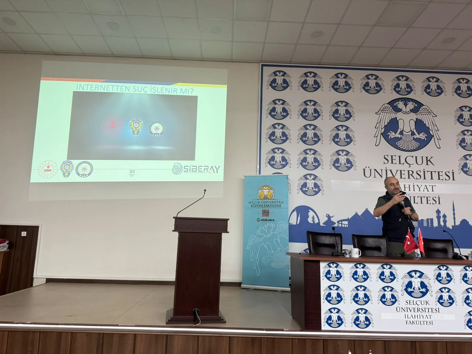Siber Güvenlik Farkındalık Eğitimi Düzenlendi