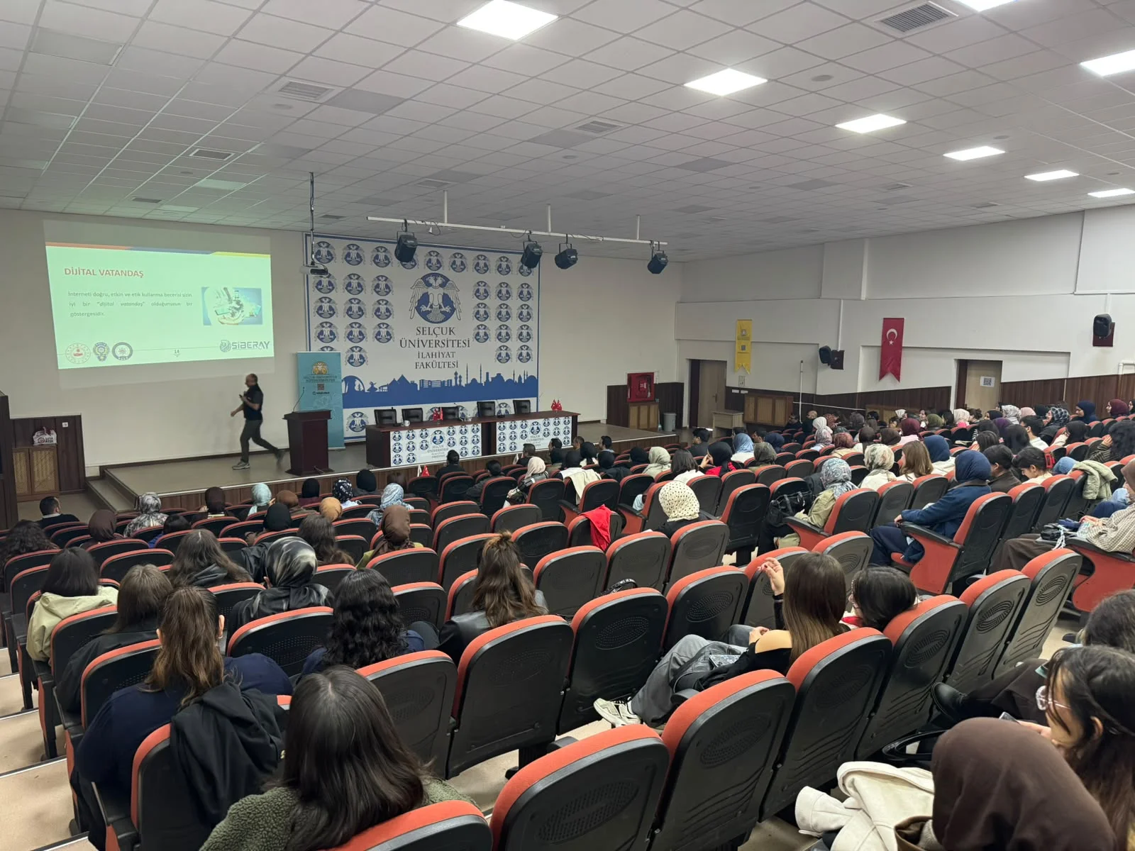 Siber Güvenlik Farkındalık Eğitimi Düzenlendi