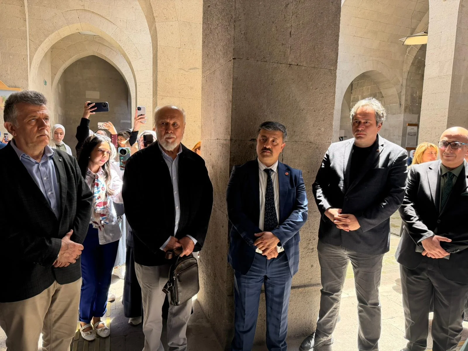 KAYSERİ'DE GELENEKSEL TÜRK SANATLARI SERGİSİ AÇILDI