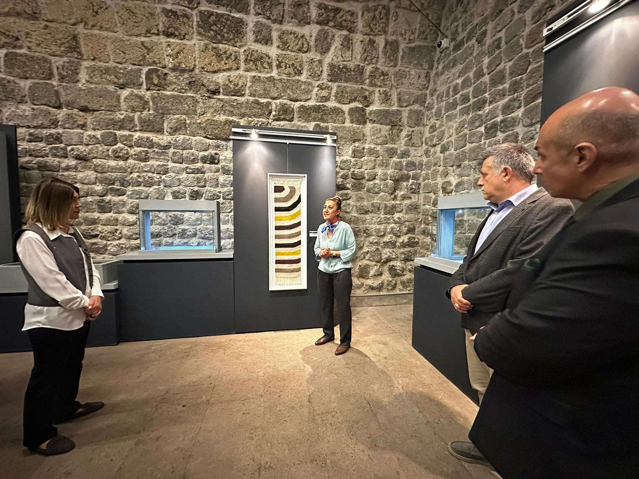 KAYSERİ'DE GELENEKSEL TÜRK SANATLARI SERGİSİ AÇILDI