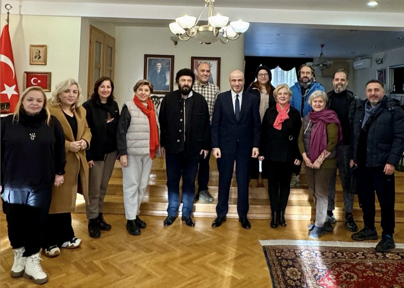 Selçuk Üniversitesi Güzel Sanatlar Fakültesi Heykel Bölümü Öğretim Üyesi Prof. Dr. Oğuz YURTTADUR Türk–Bulgar Yedi Tepeler Dostluk Sergisi'nde Yer Aldı.