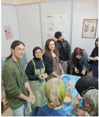 İKAF'26 KAPSAMINDA SERAMİK ÇALIŞTAYI VE SERGİSİ