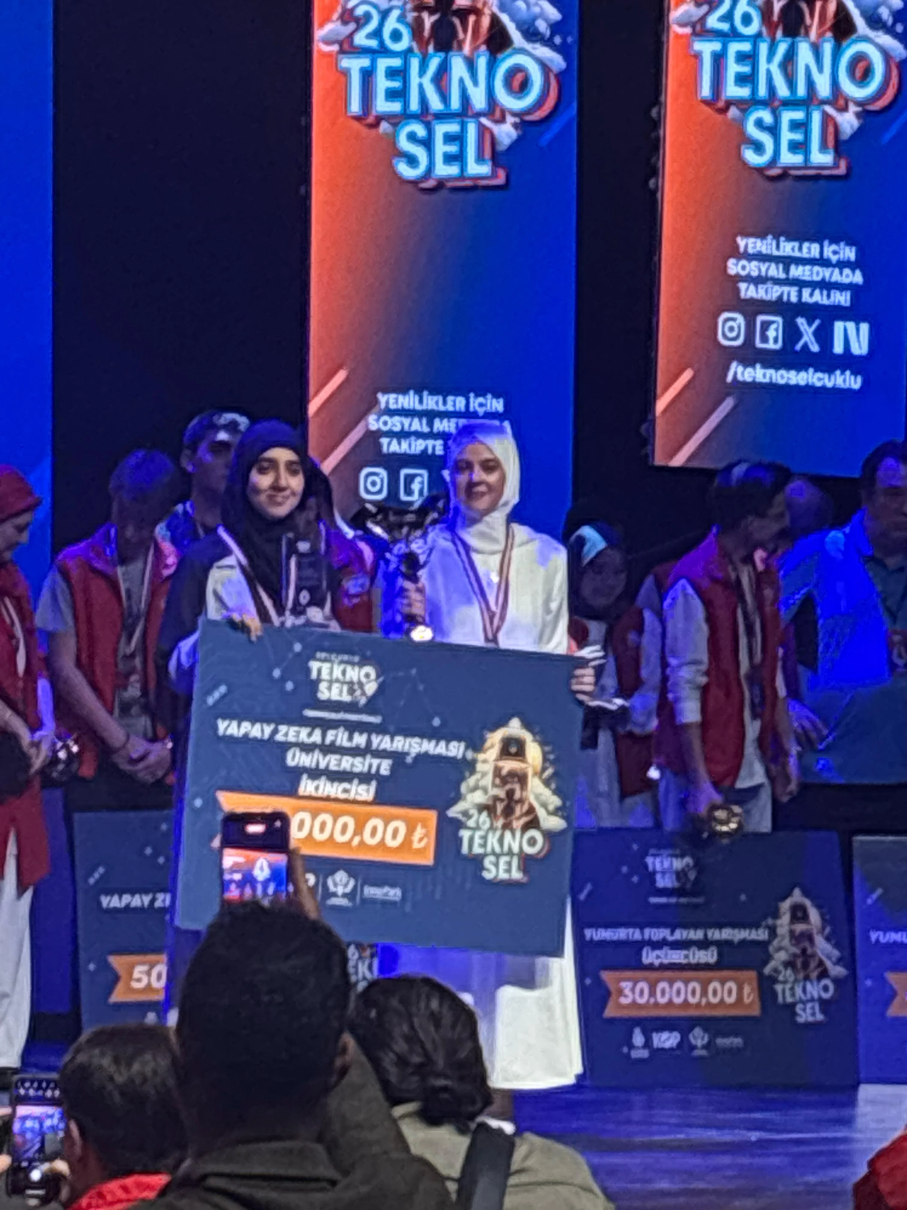 Öğrencilerimiz TEKNO-SEL 2026 Yapay Zekâ Film Yarışması'nda İkincilik Ödülünün Sahibi Oldu