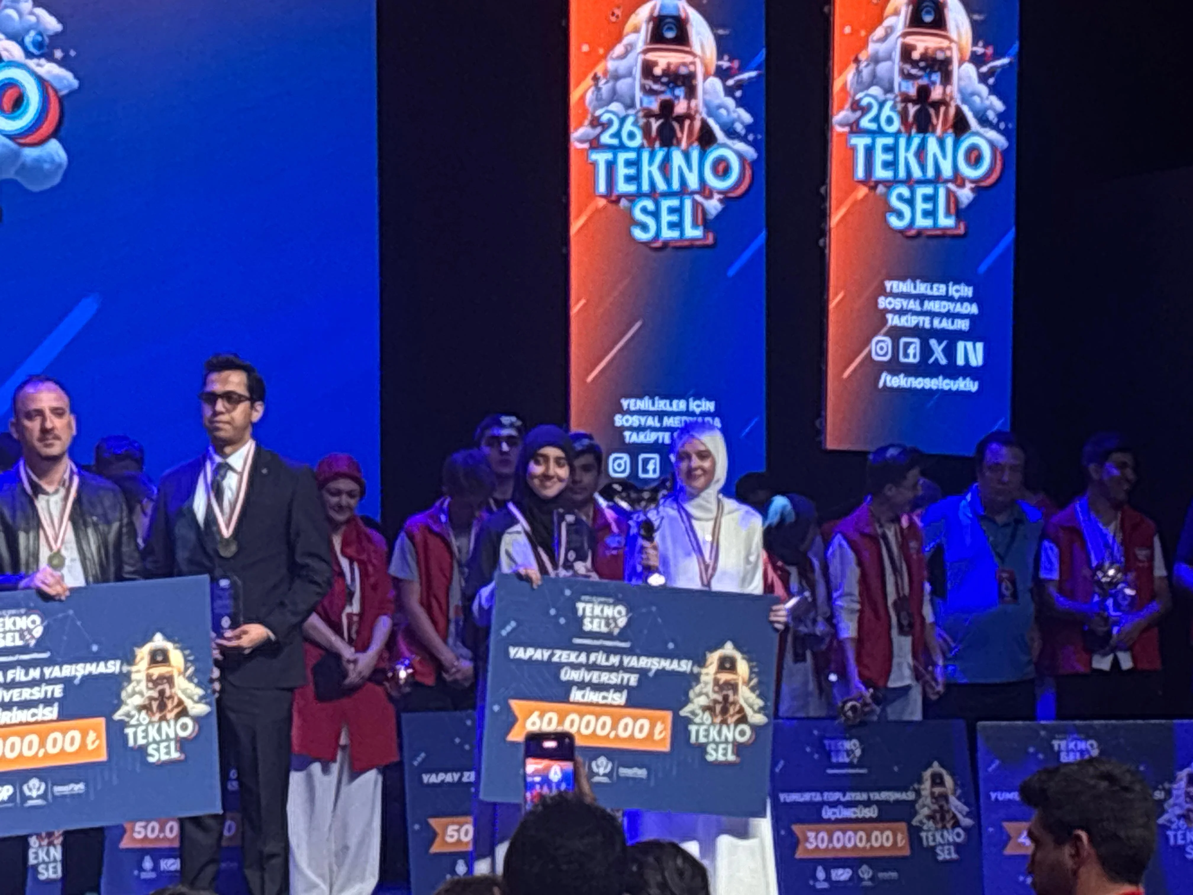 Öğrencilerimiz TEKNO-SEL 2026 Yapay Zekâ Film Yarışması'nda İkincilik Ödülünün Sahibi Oldu