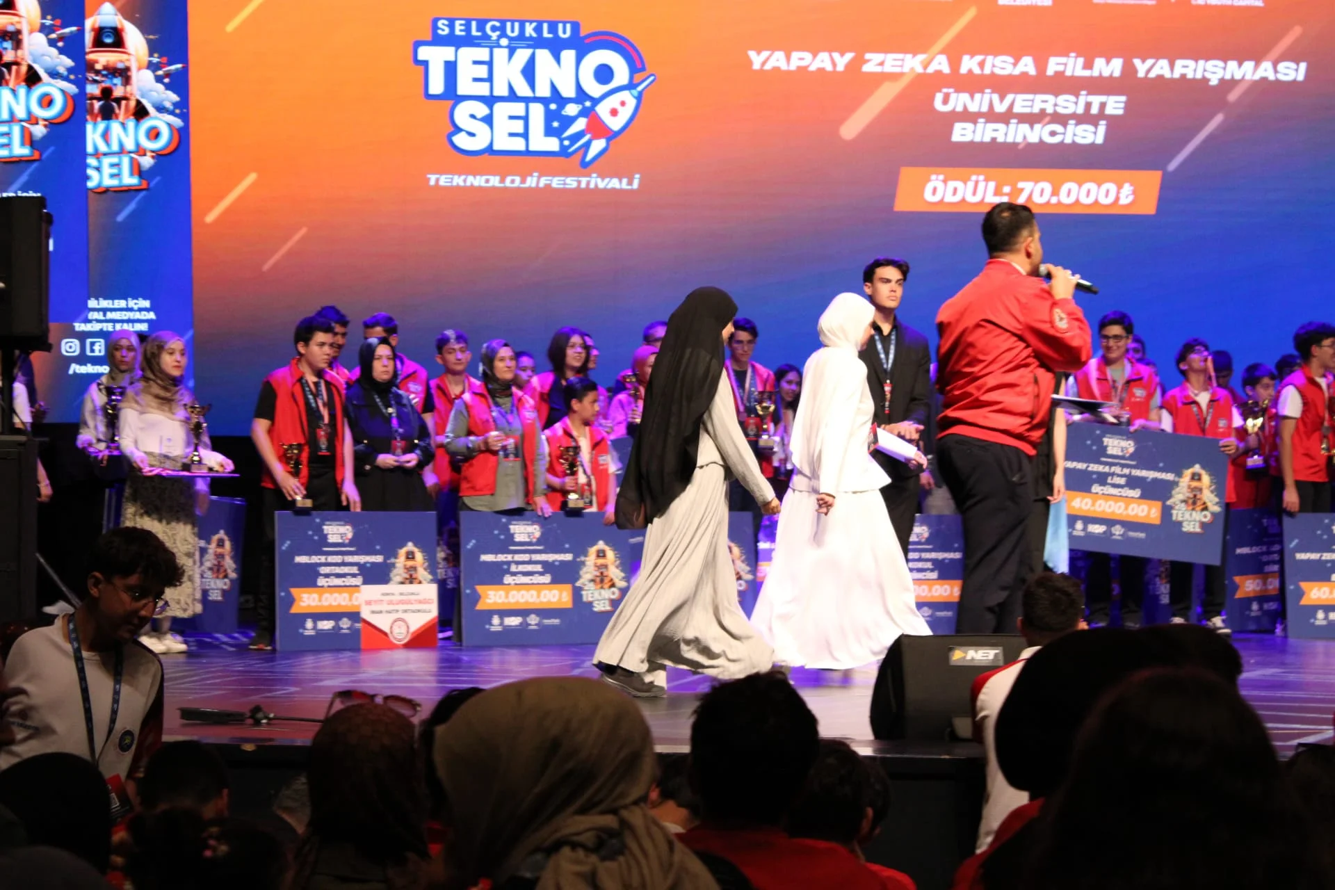Öğrencilerimiz TEKNO-SEL 2026 Yapay Zekâ Film Yarışması'nda İkincilik Ödülünün Sahibi Oldu