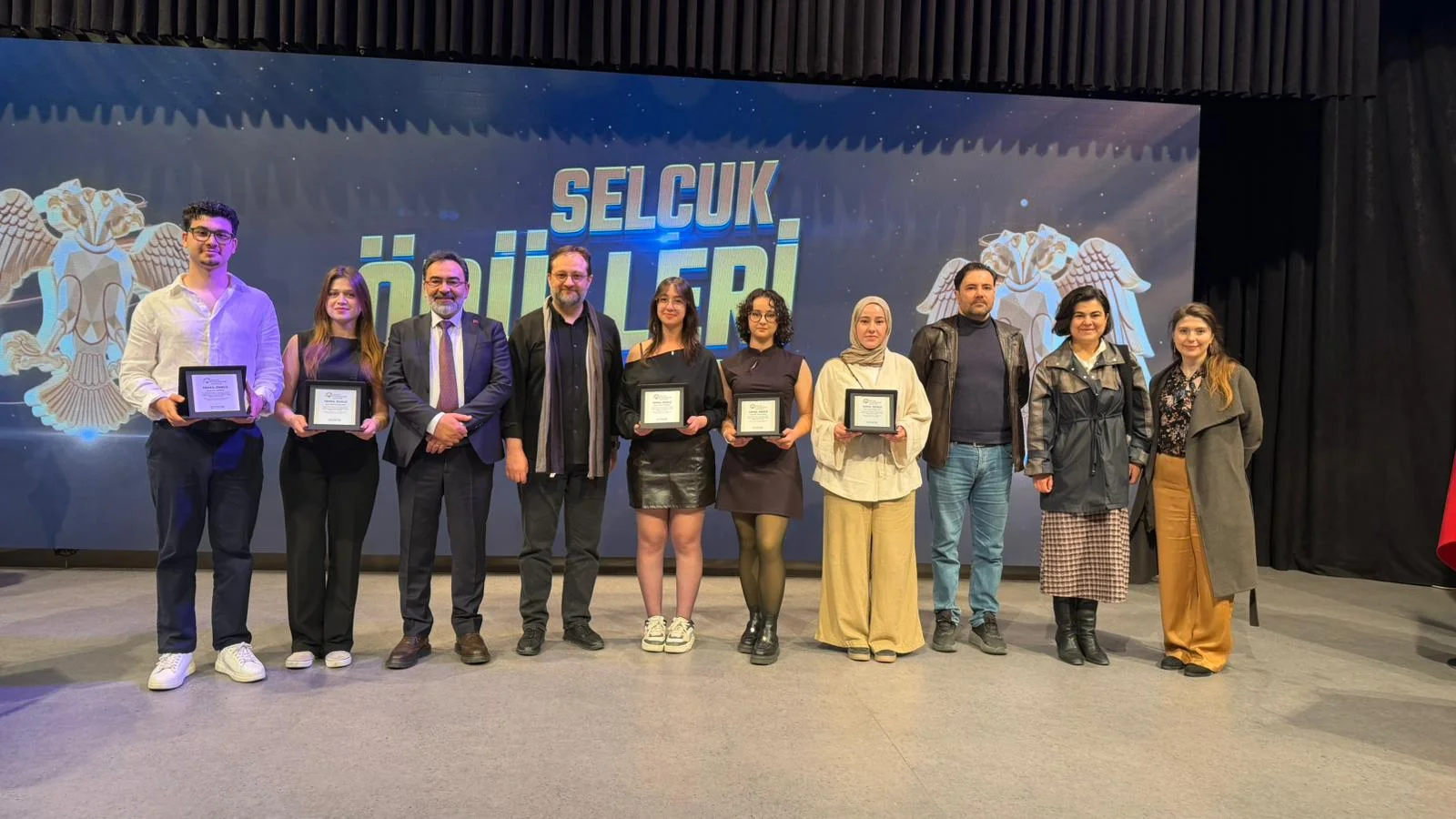 Selçuk Üniversitesinde başarıya katkı sağlayanlar ödüllendirildi