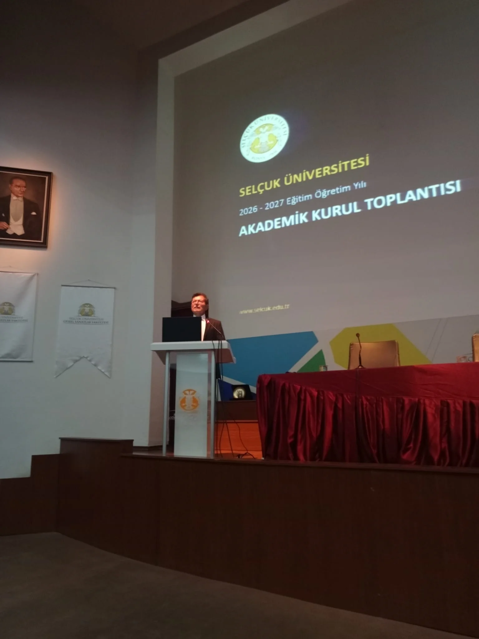 Fakültemiz 2026-2027 Eğitim Öğretim Yılı Akademik Kurul Toplantısı Rektör Yardımcısı Prof. Dr. Ahmet Ak'ın katılımıyla gerçekleştirilmiştir