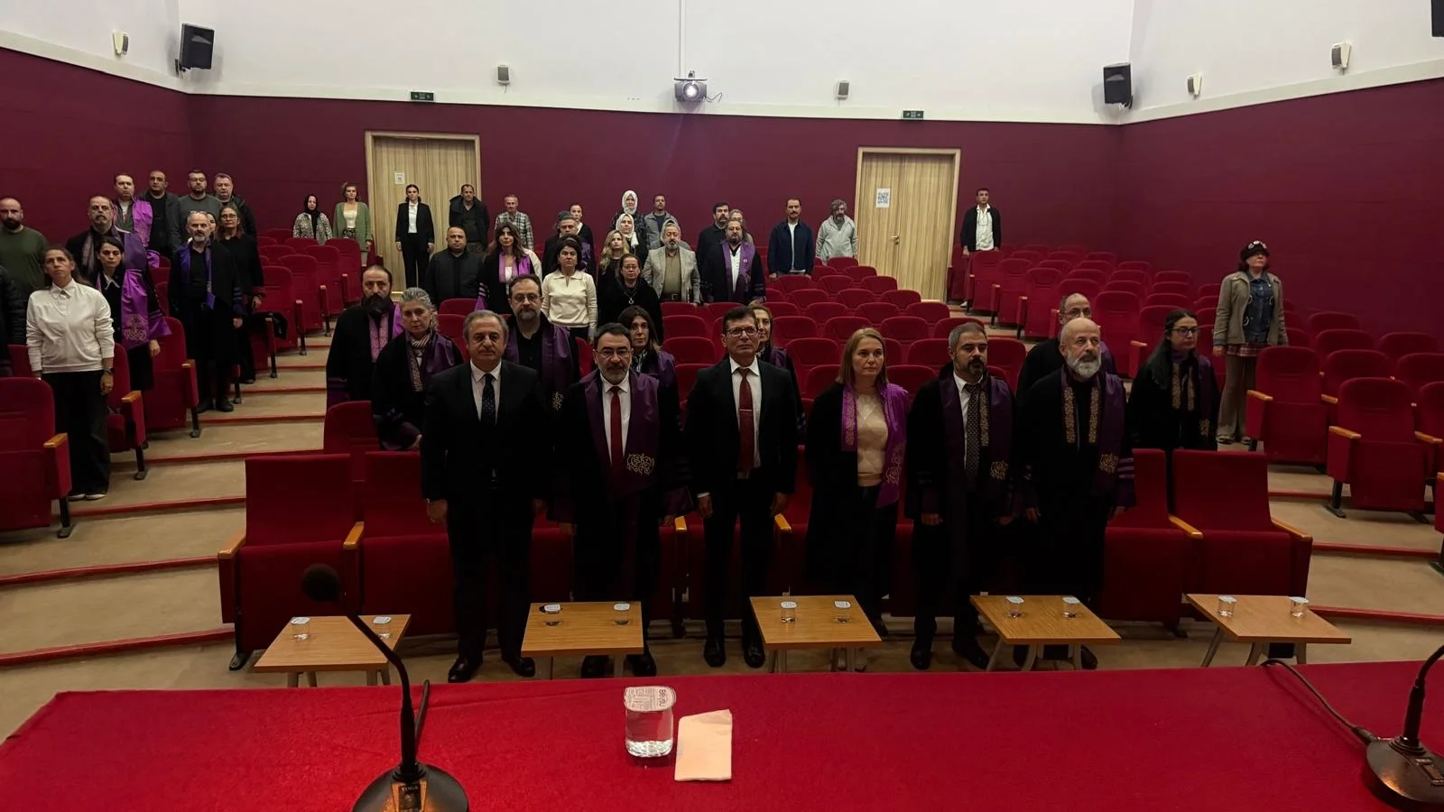 Fakültemiz 2026-2027 Eğitim Öğretim Yılı Akademik Kurul Toplantısı Rektör Yardımcısı Prof. Dr. Ahmet Ak'ın katılımıyla gerçekleştirilmiştir