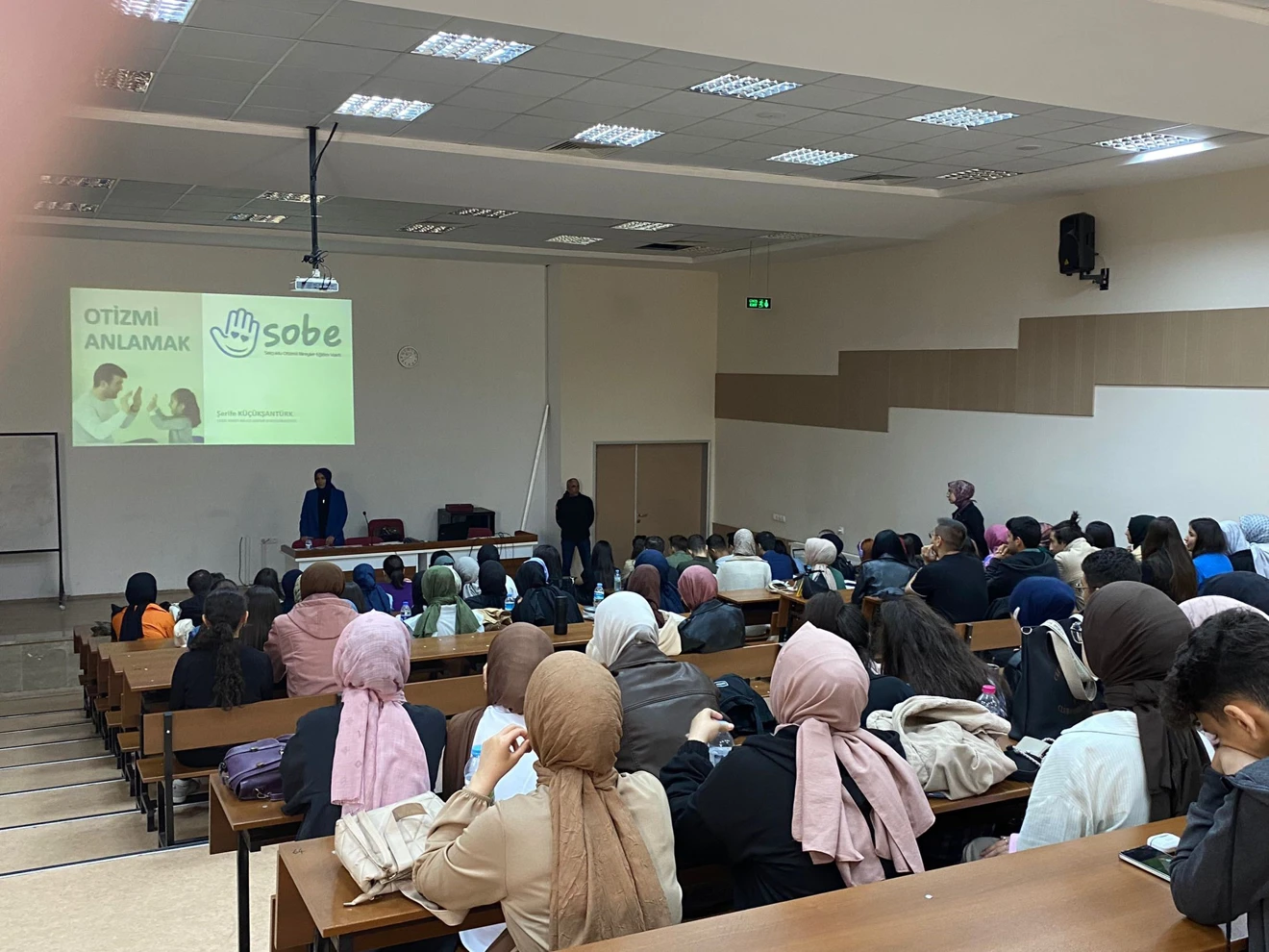 Selçuk Üniversitesi Hemşirelik Fakültesi'nde Otizm Farkındalık Programı Düzenlendi