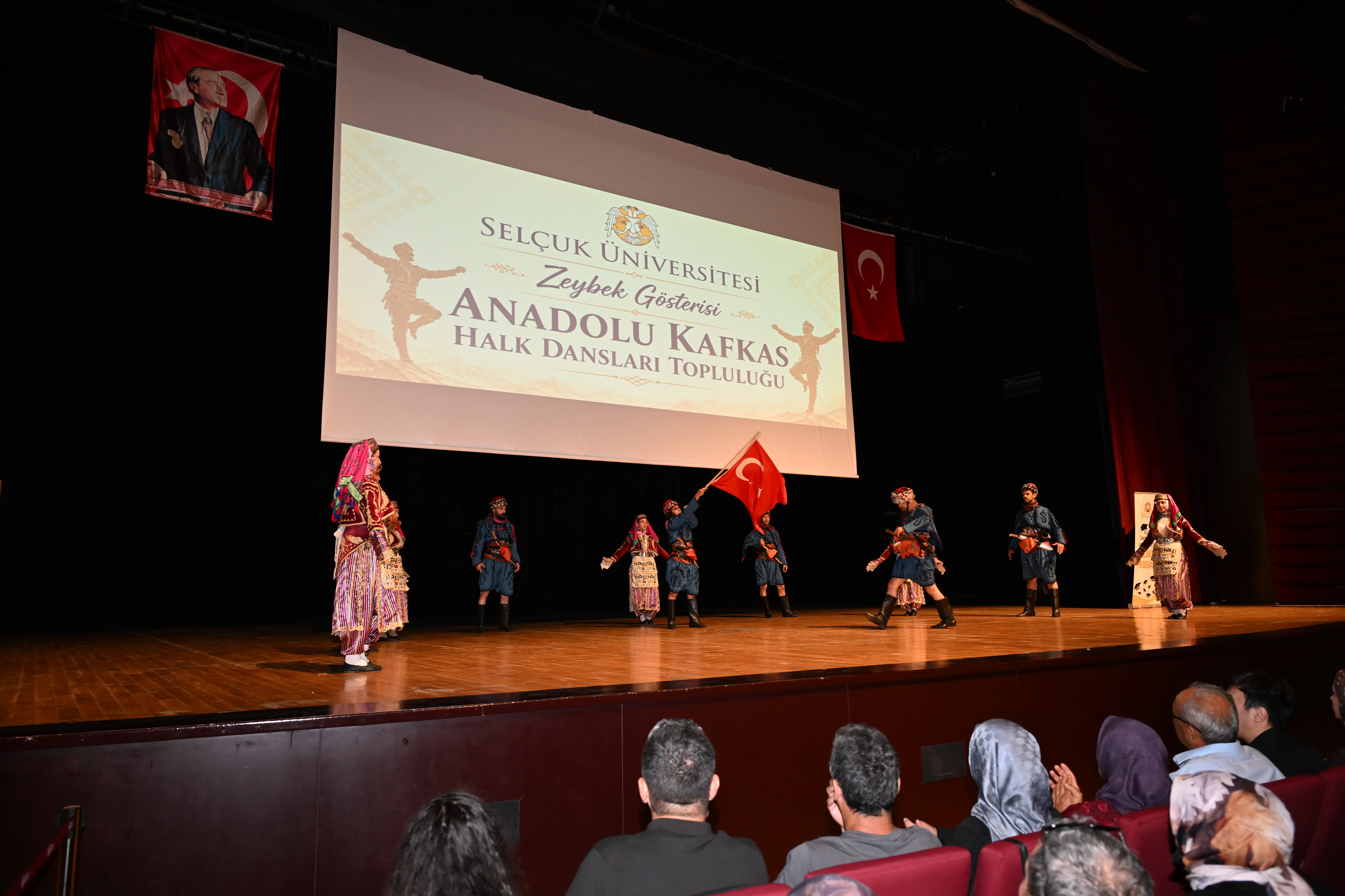 Fakültemiz 2025-2026 Eğitim-Öğretim Yılı Mezuniyet Töreni Yapıldı.