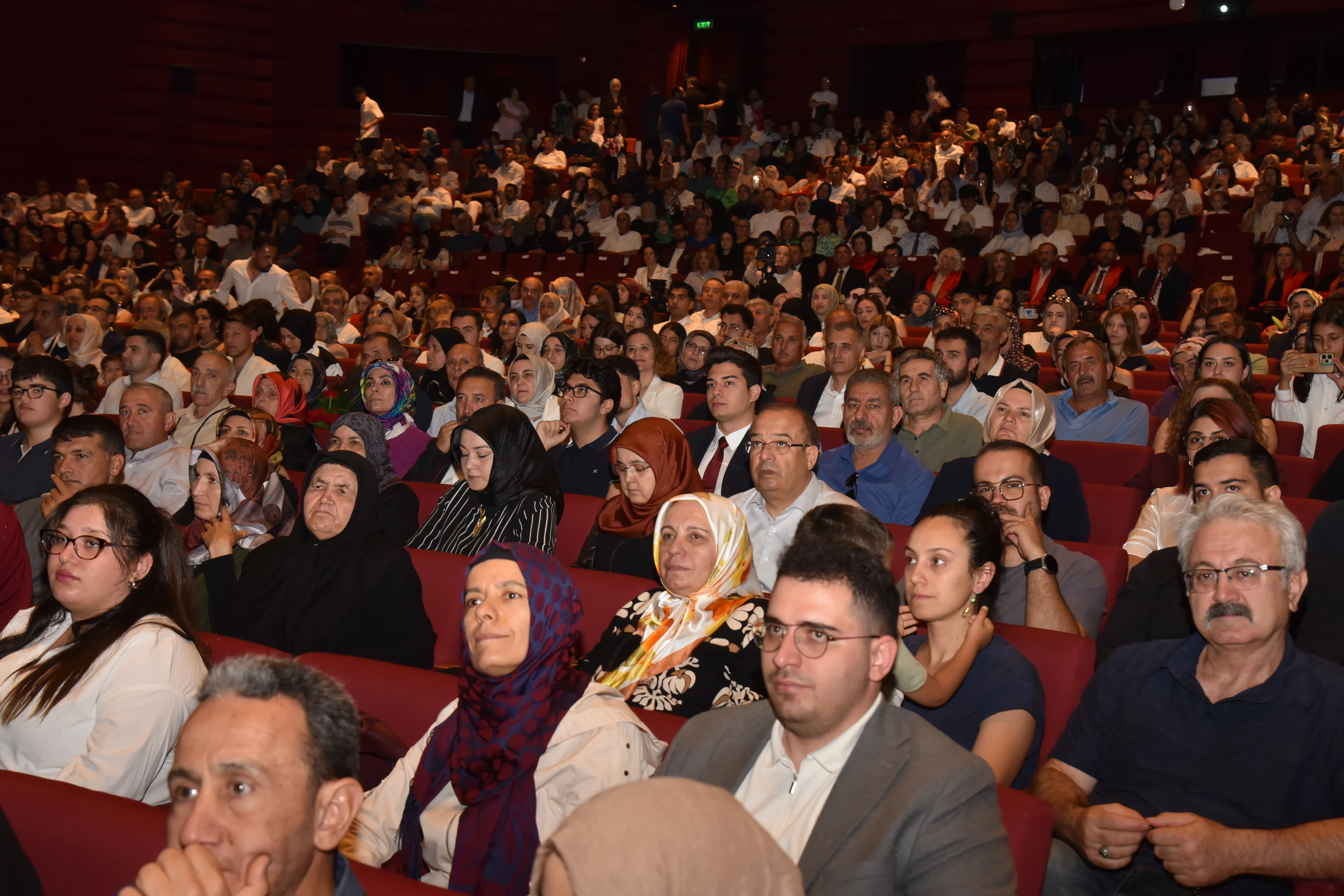 Fakültemiz 2025-2026 Eğitim-Öğretim Yılı Mezuniyet Töreni Yapıldı.