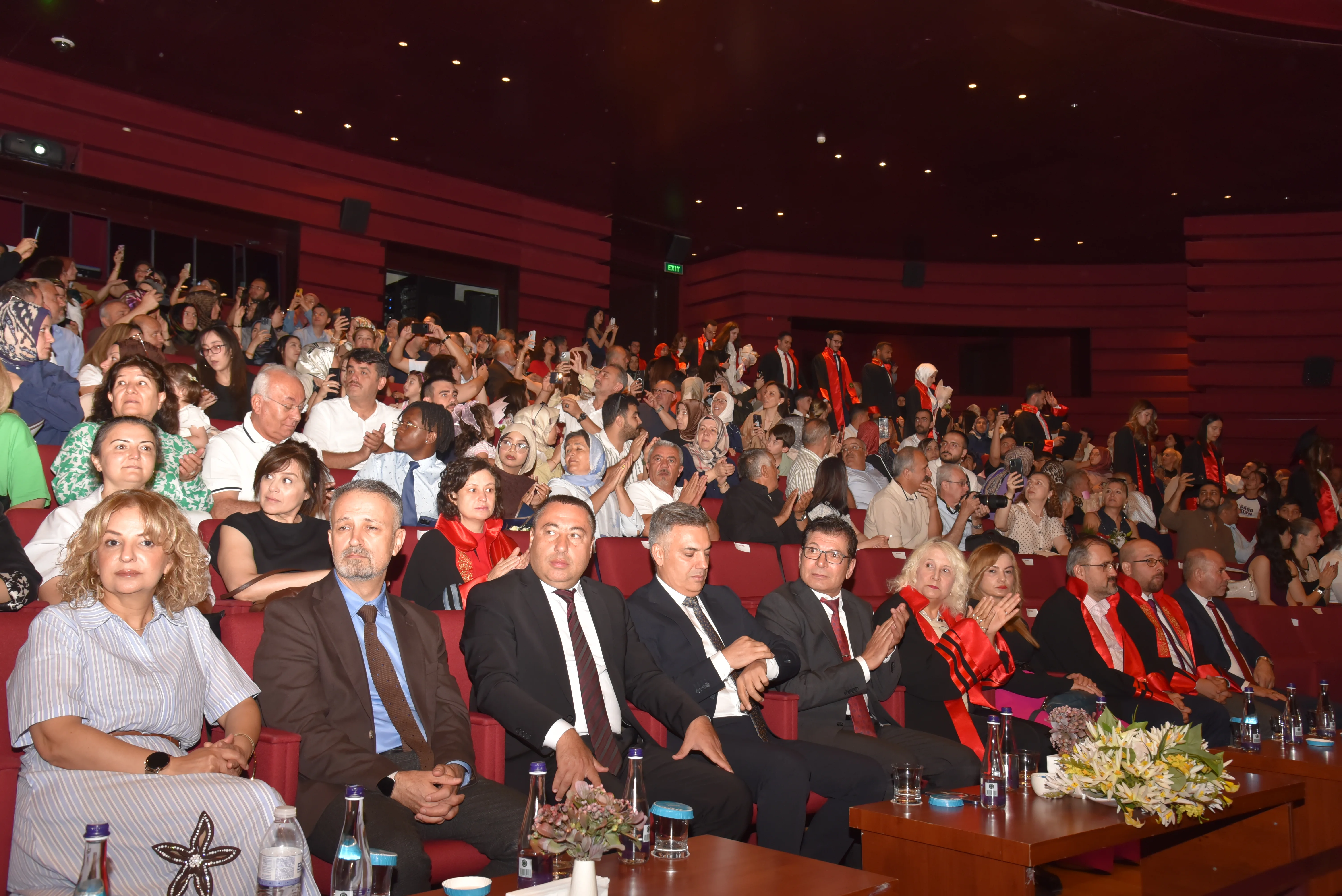 Fakültemiz 2025-2026 Eğitim-Öğretim Yılı Mezuniyet Töreni Yapıldı.