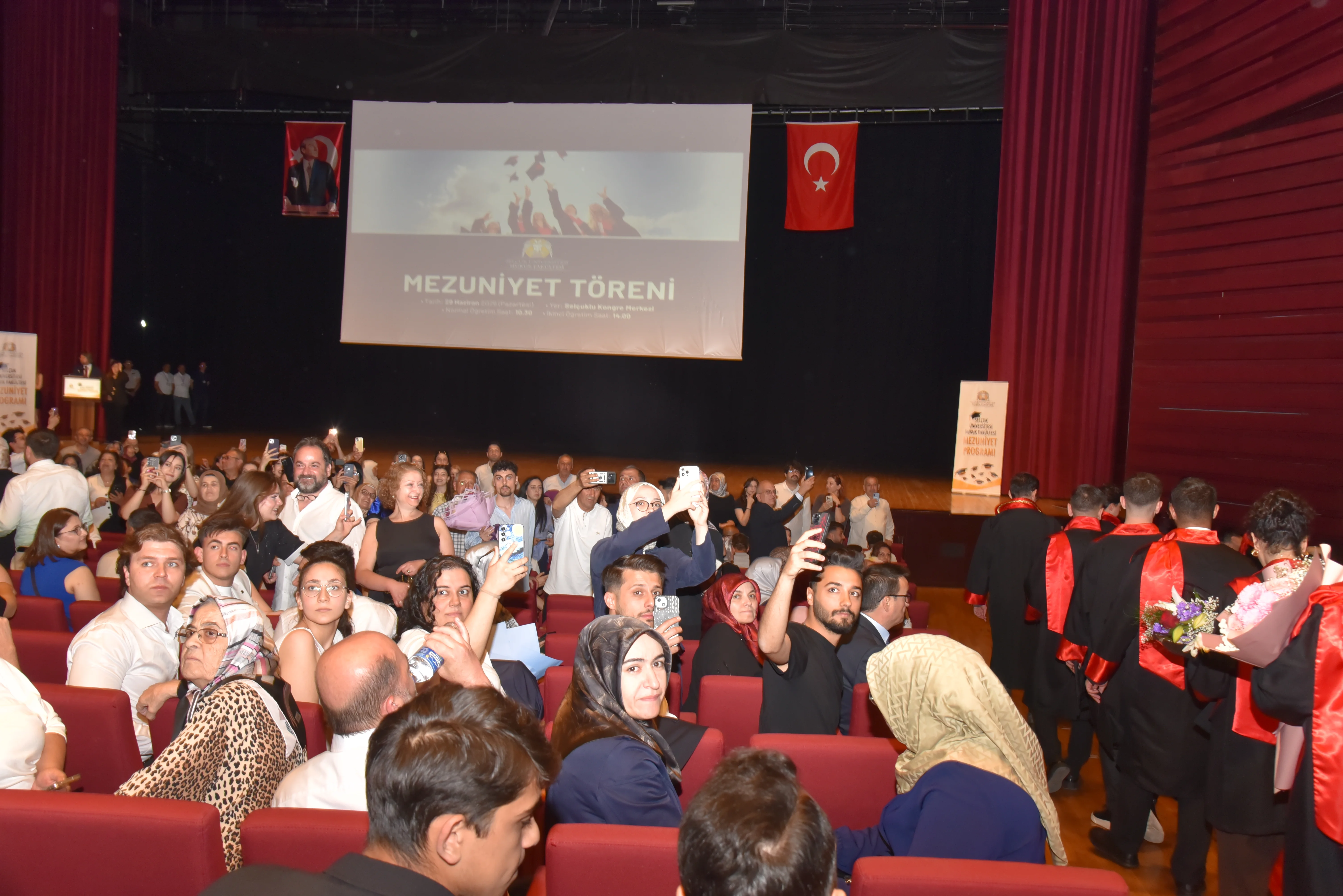 Fakültemiz 2025-2026 Eğitim-Öğretim Yılı Mezuniyet Töreni Yapıldı.