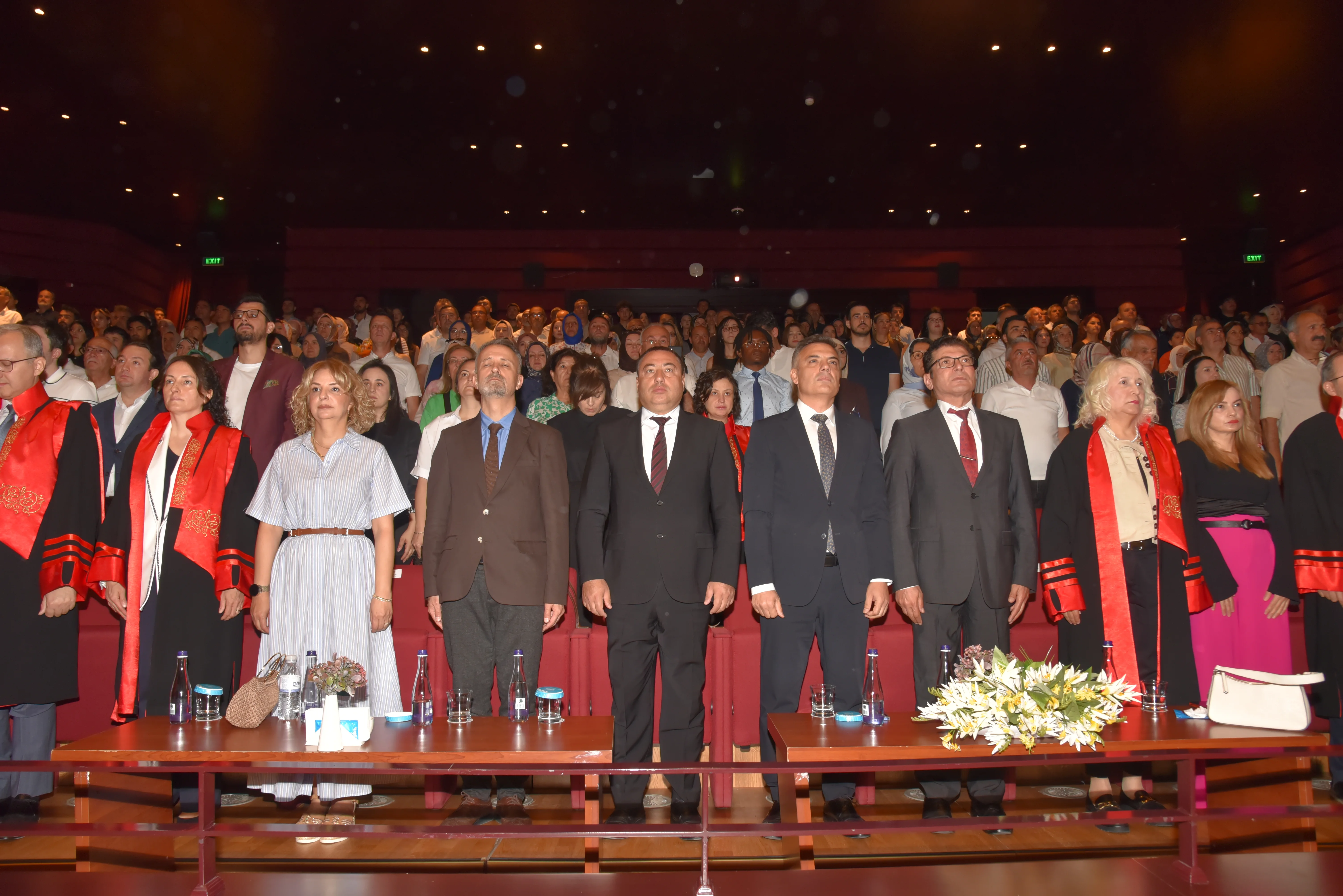 Fakültemiz 2025-2026 Eğitim-Öğretim Yılı Mezuniyet Töreni Yapıldı.