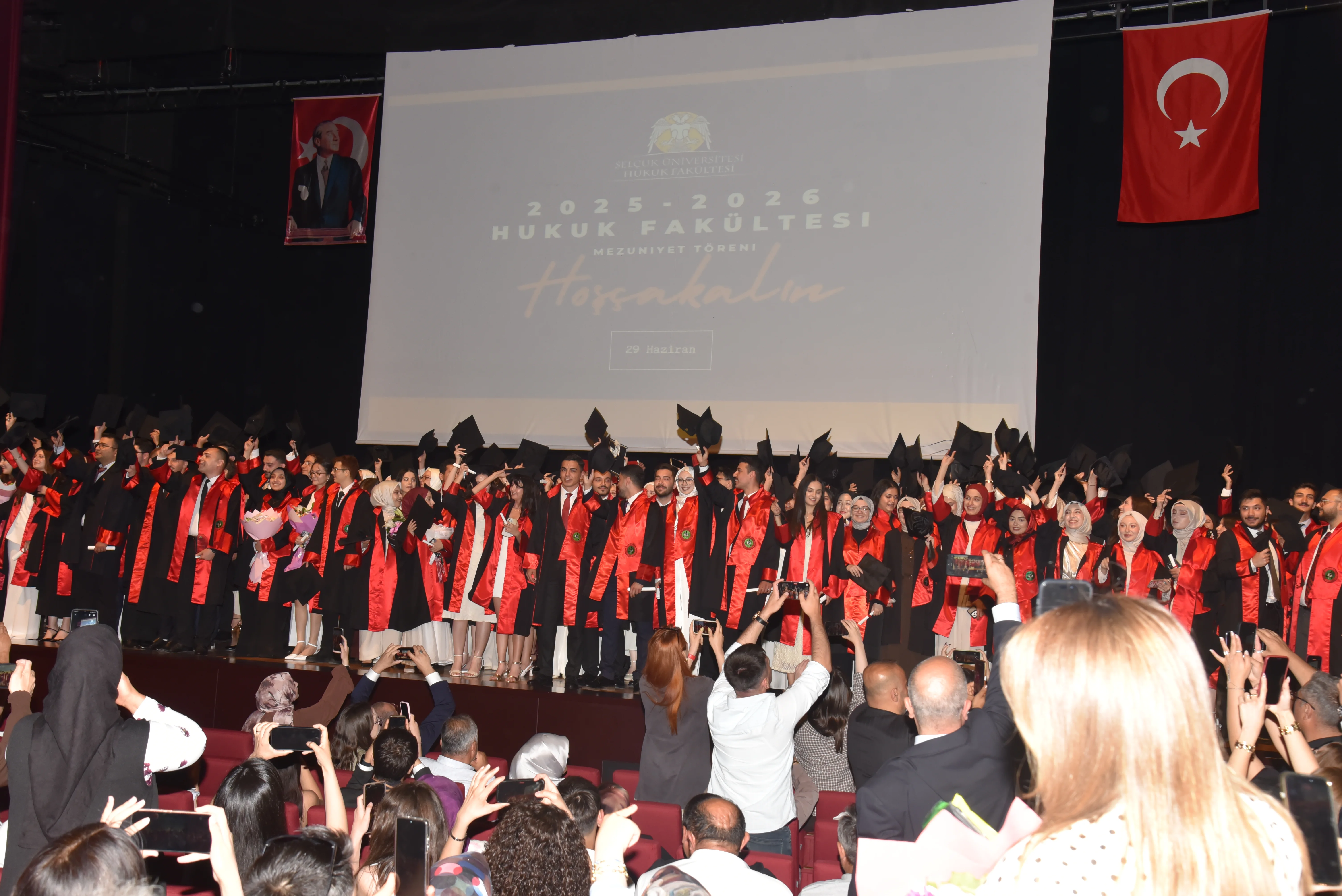 Fakültemiz 2025-2026 Eğitim-Öğretim Yılı Mezuniyet Töreni Yapıldı.