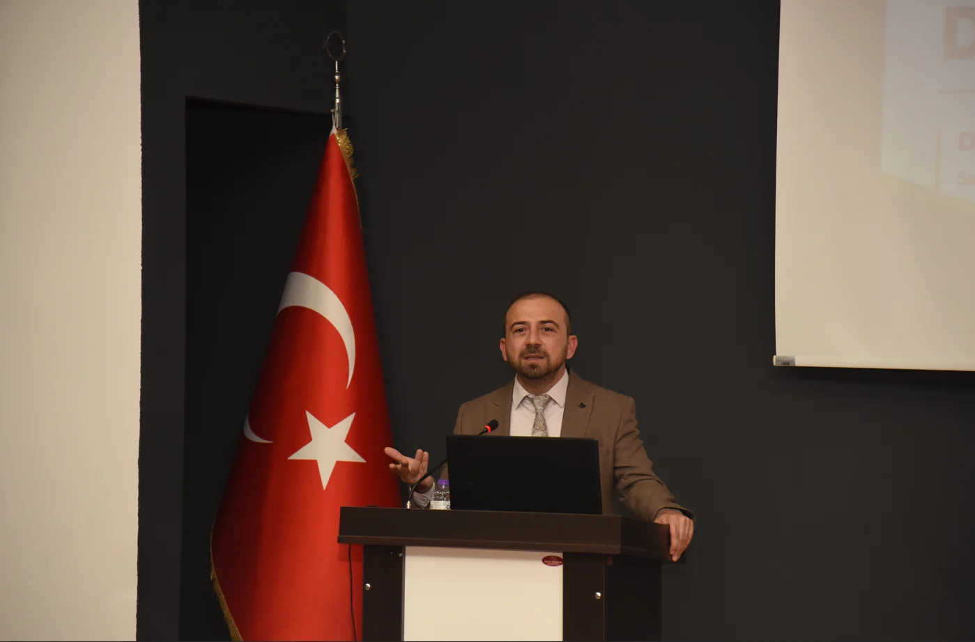 İç Kontrol Sistemi Uyum Eylem Planı Kapsamında "Adil ve Eşit Davranma" Hizmet İçi Eğitimi Düzenlendi