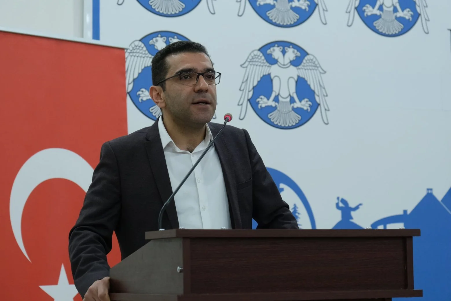 Fakültemizde Gençlerin Sesi Yükseldi: “Çınar Meclis” TBMM Simülasyonu Başladı