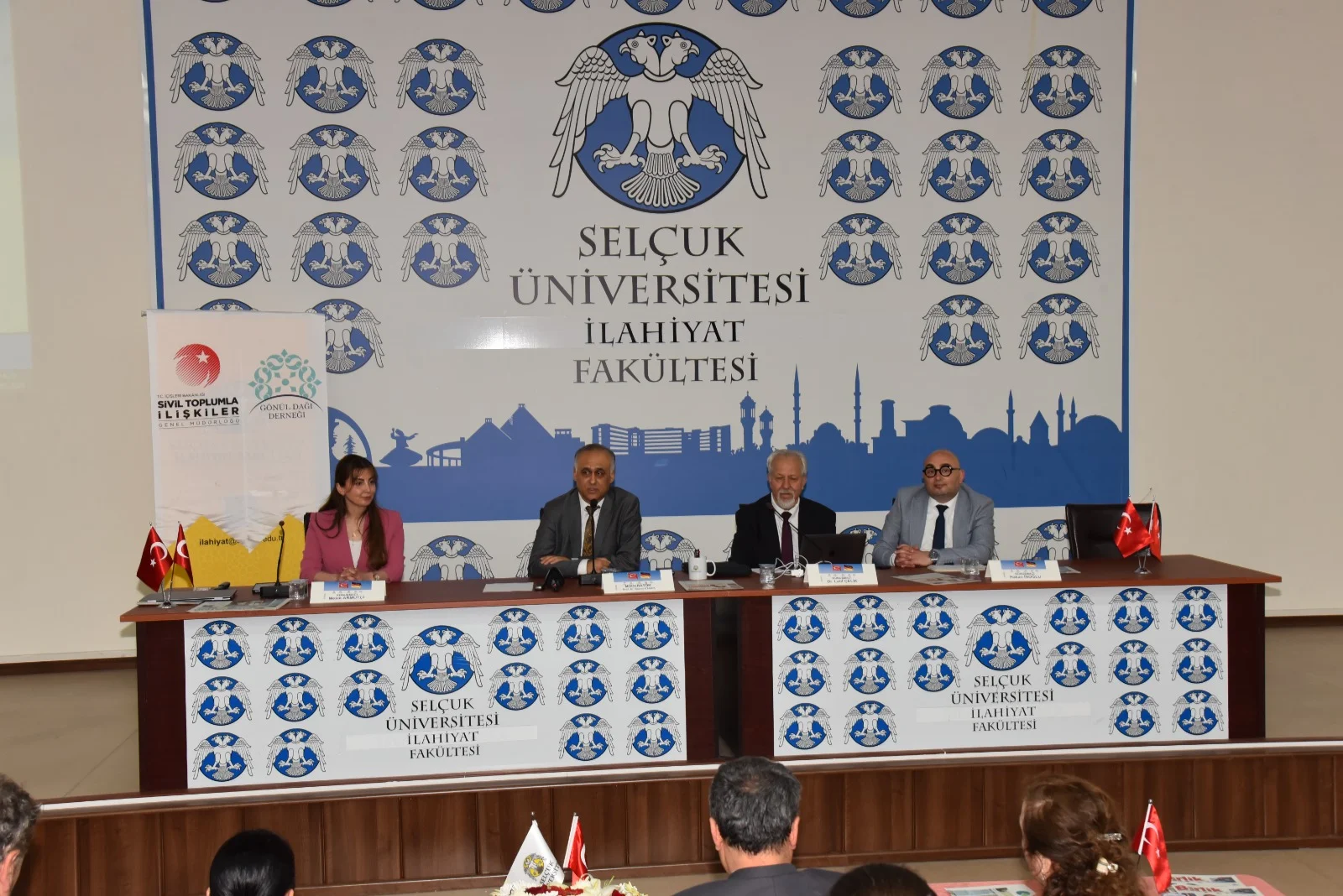 Göçtürklerin İzinde Paneli Gerçekleştirildi