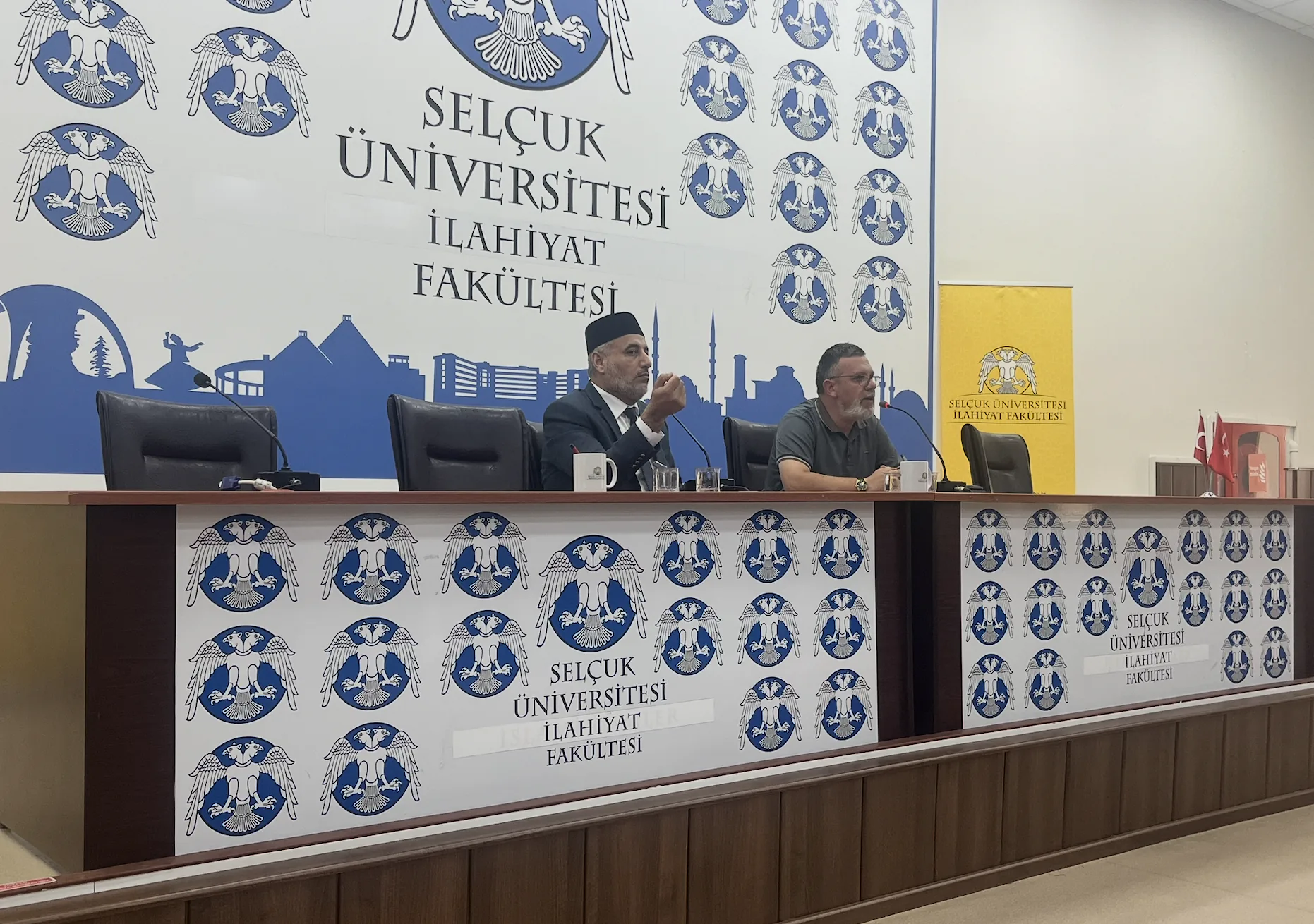 Prof. Dr. Salah Ebu’l-Hâc Fakültemizde Fıkıh Ekollerinin Gerekliliği Üzerine Bir Konferans Verdi
