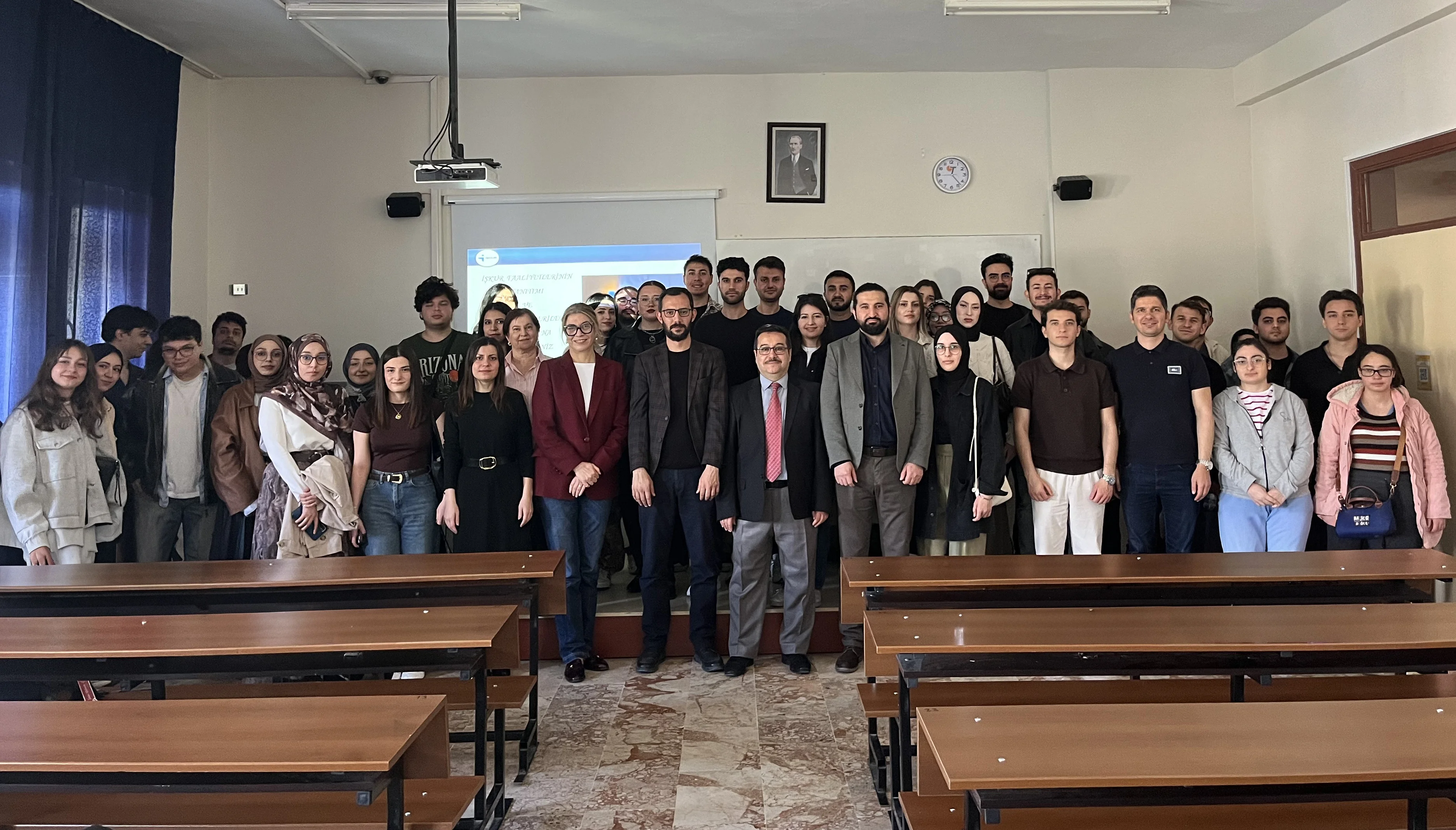 Reklamcılık öğrencilerine profesyonel yaşama hazırlık semineri