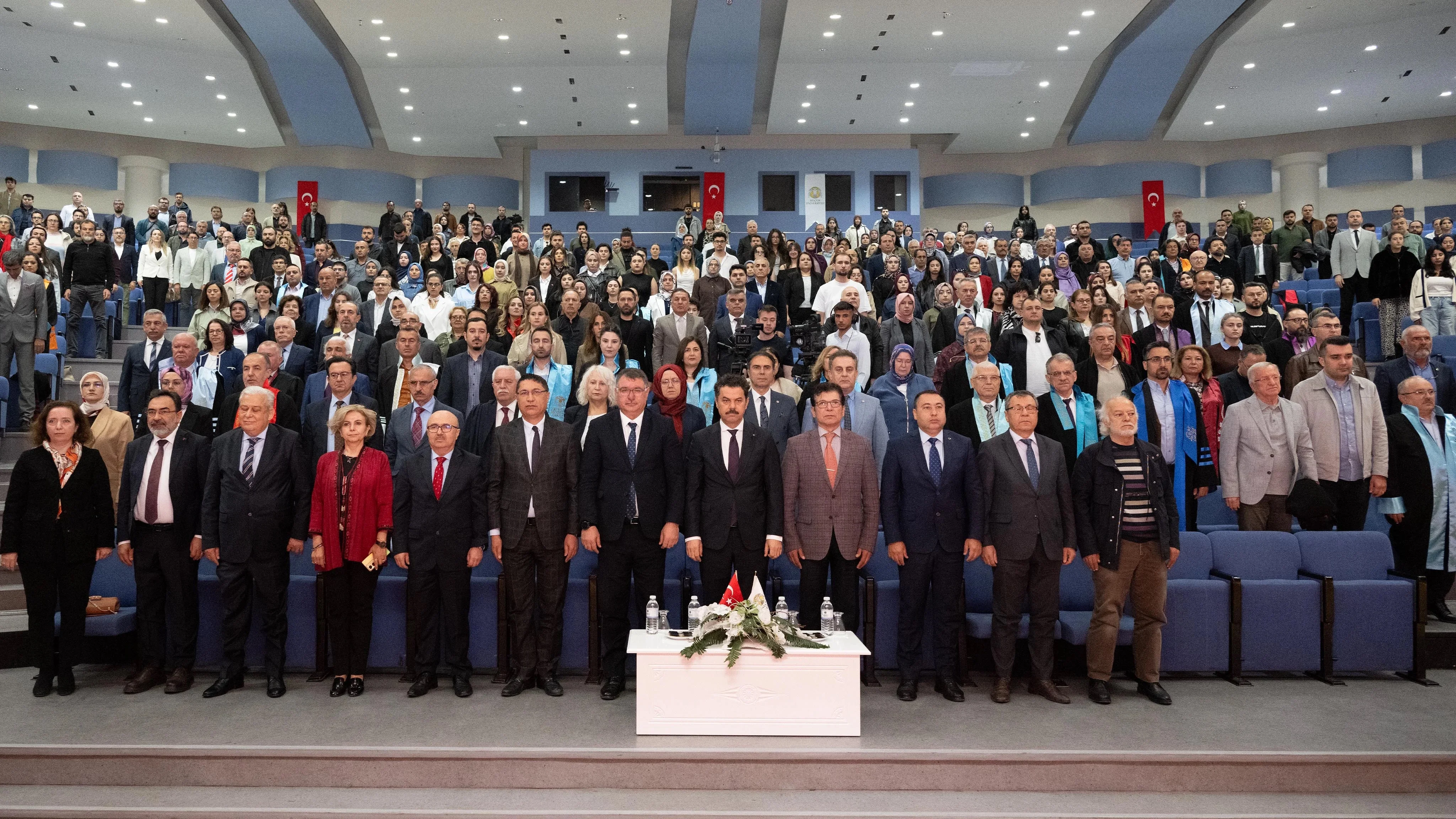 ‘Selçuk Üniversitesi Ödülleri’ sahiplerini buldu: İletişim Fakültesine 3 ayrı ödül