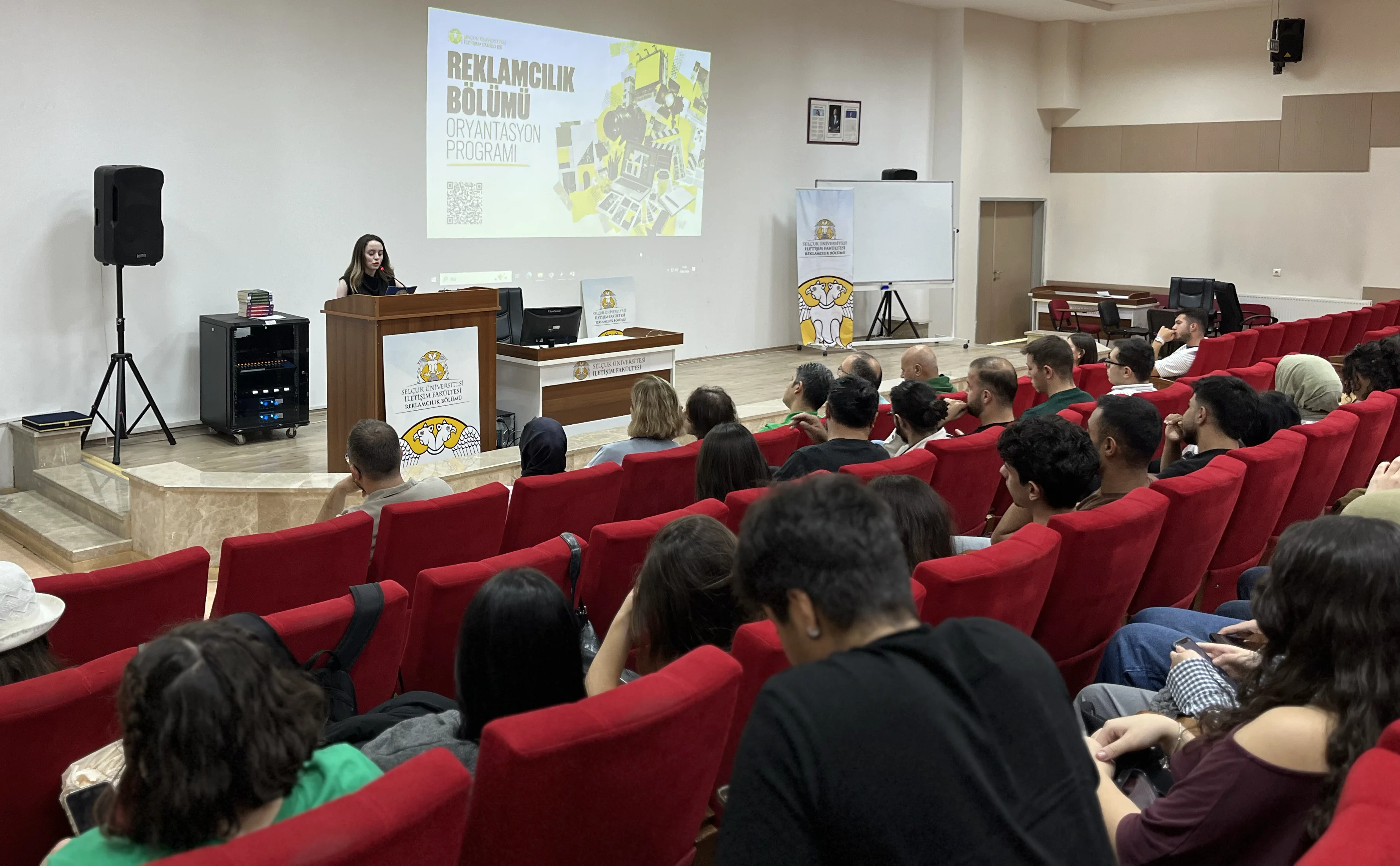 Reklamcılık Bölümü öğrencileri ‘Oryantasyon Programı’nda buluştu