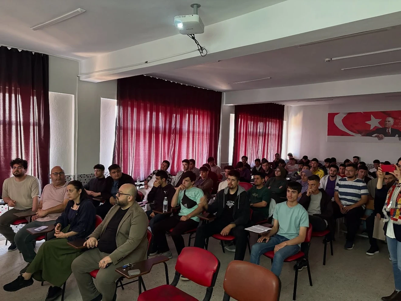 GELENEKSEL TÜRK HALK BAYRAMLARI SEMİNERİ