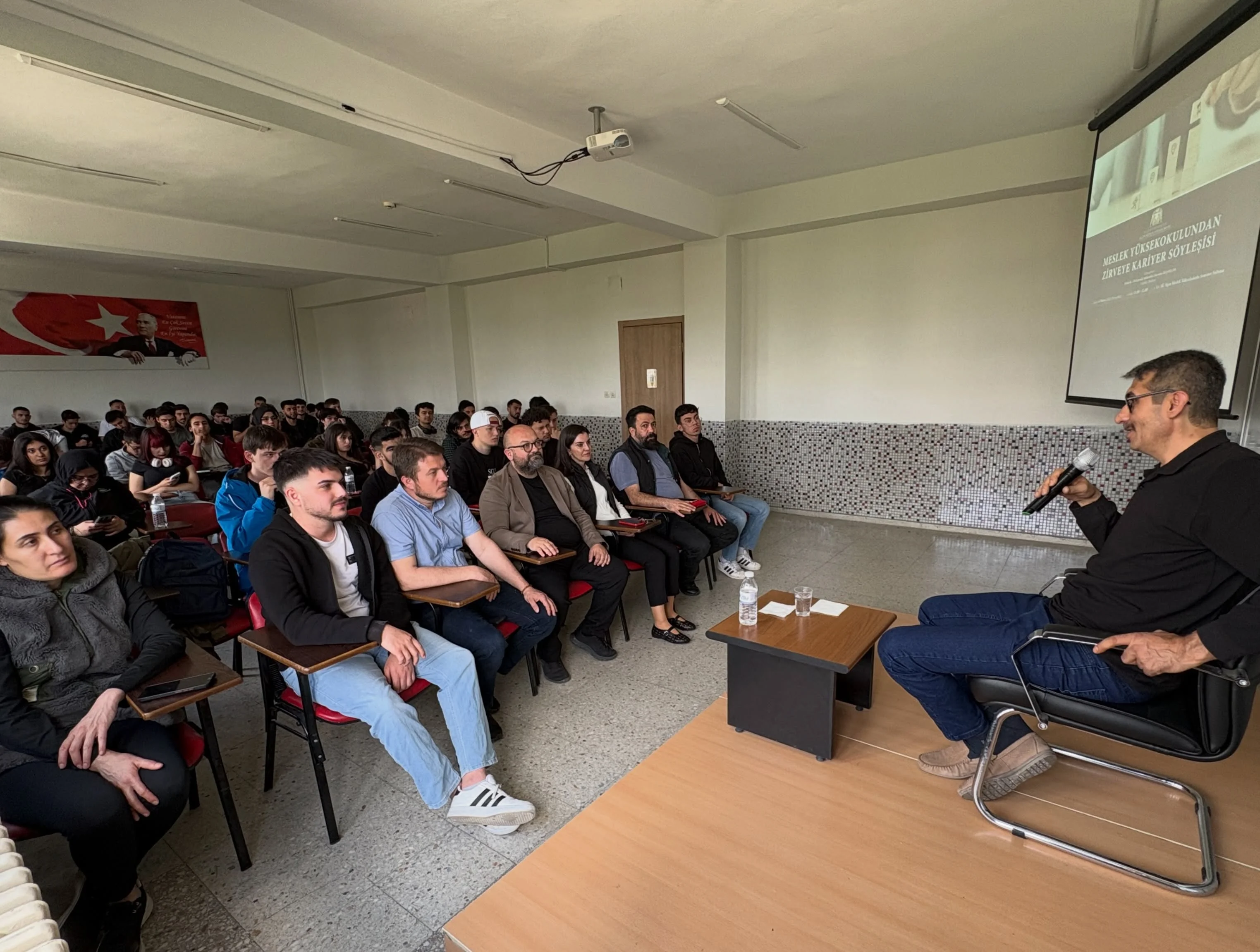 Meslek Yüksekokulundan Zirveye Kariyer Söyleşisi