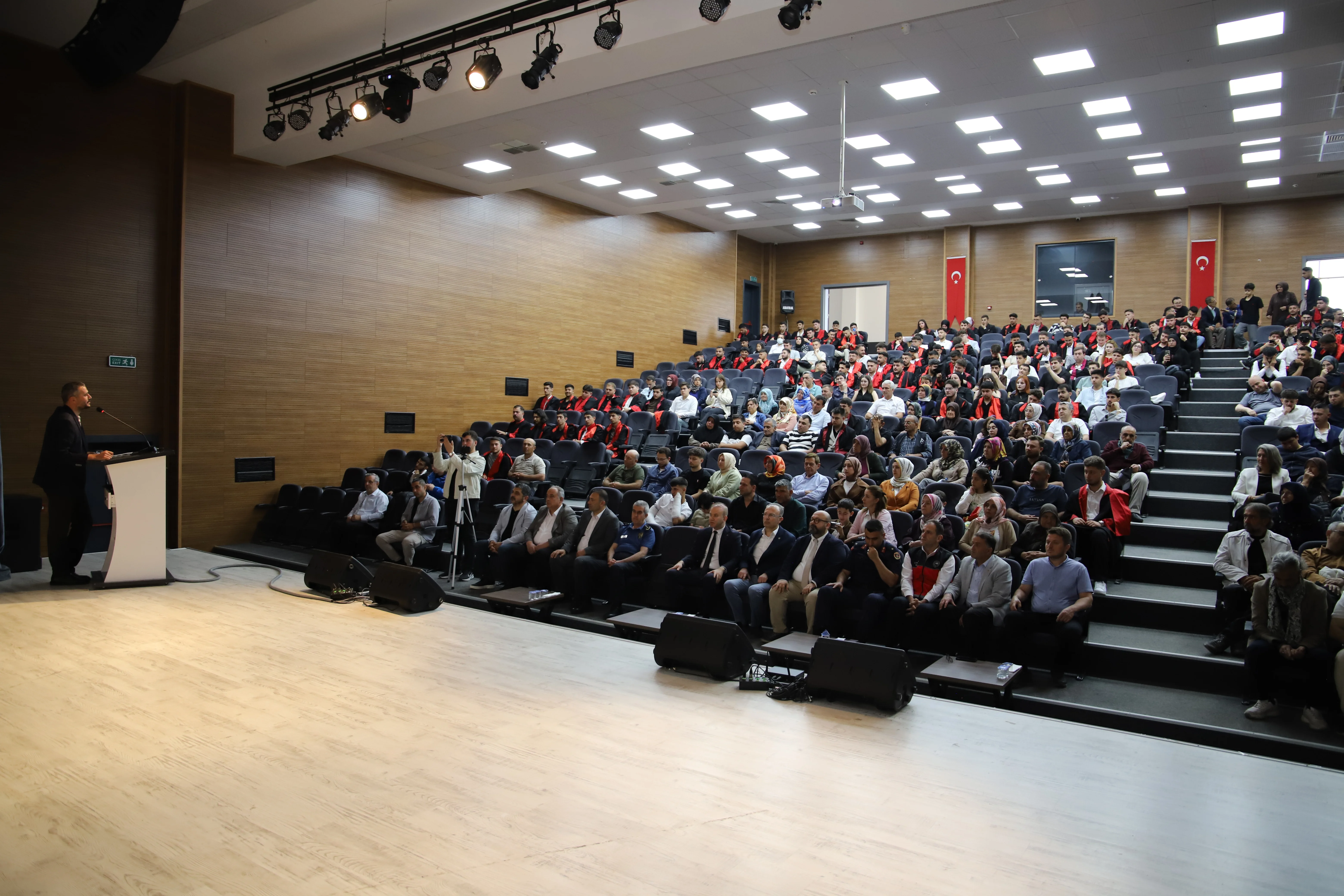 2025-2026 Akademik Yılı Mezuniyet Töreni
