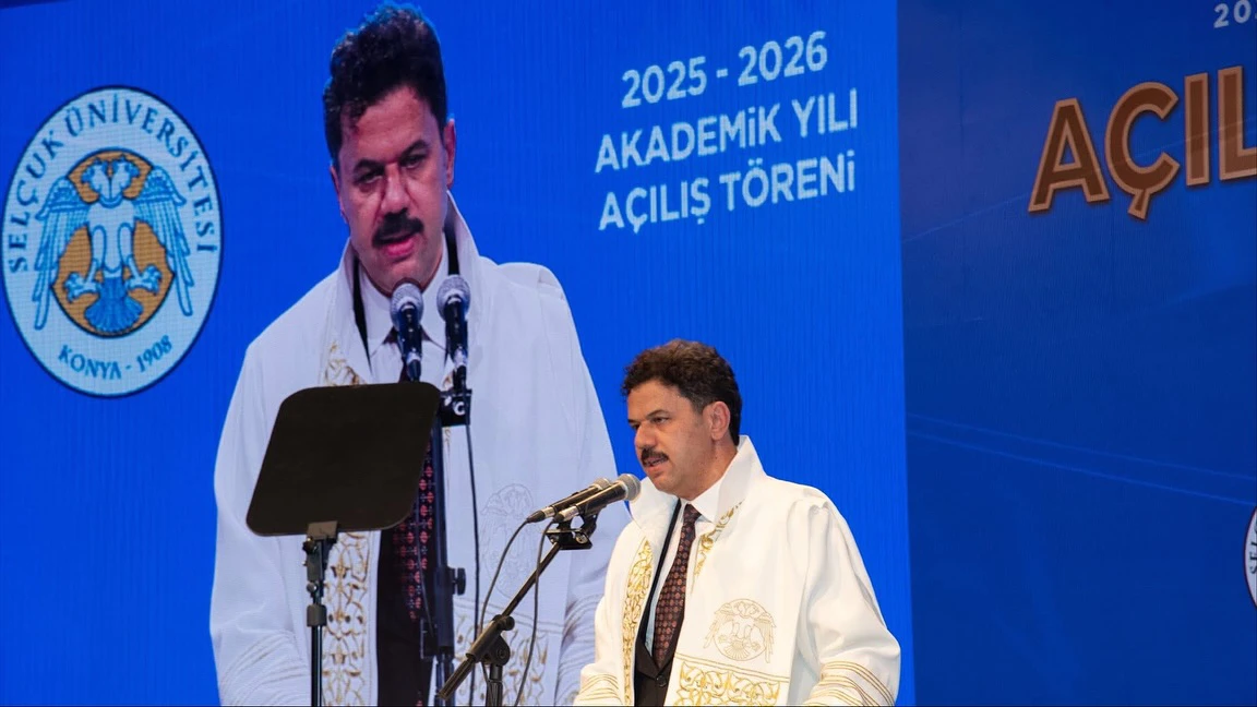 Üniversitemiz 2025–2026 Akademik Yılı Açılış Töreni