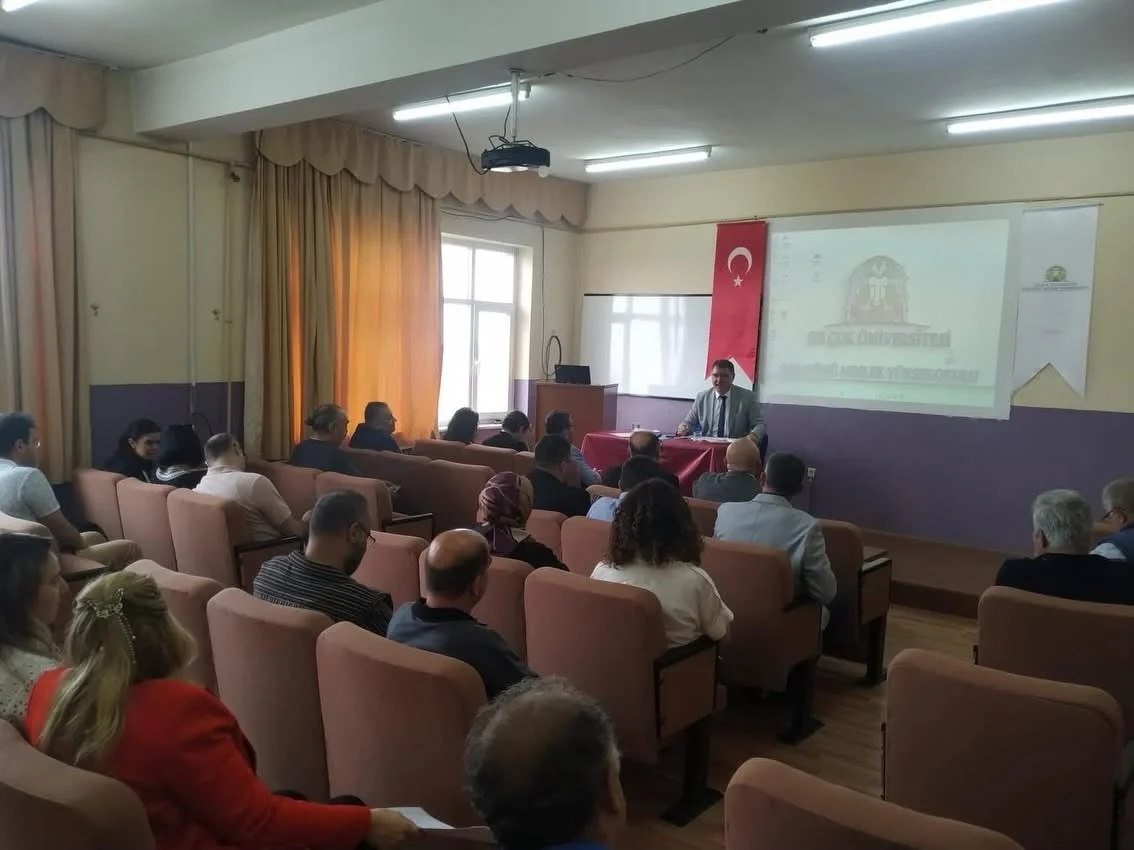 Rektör Yardımcımız Sayın Prof. Dr. Zeki Bayramoğlu Başkanlığında Değerlendirme Toplantısı