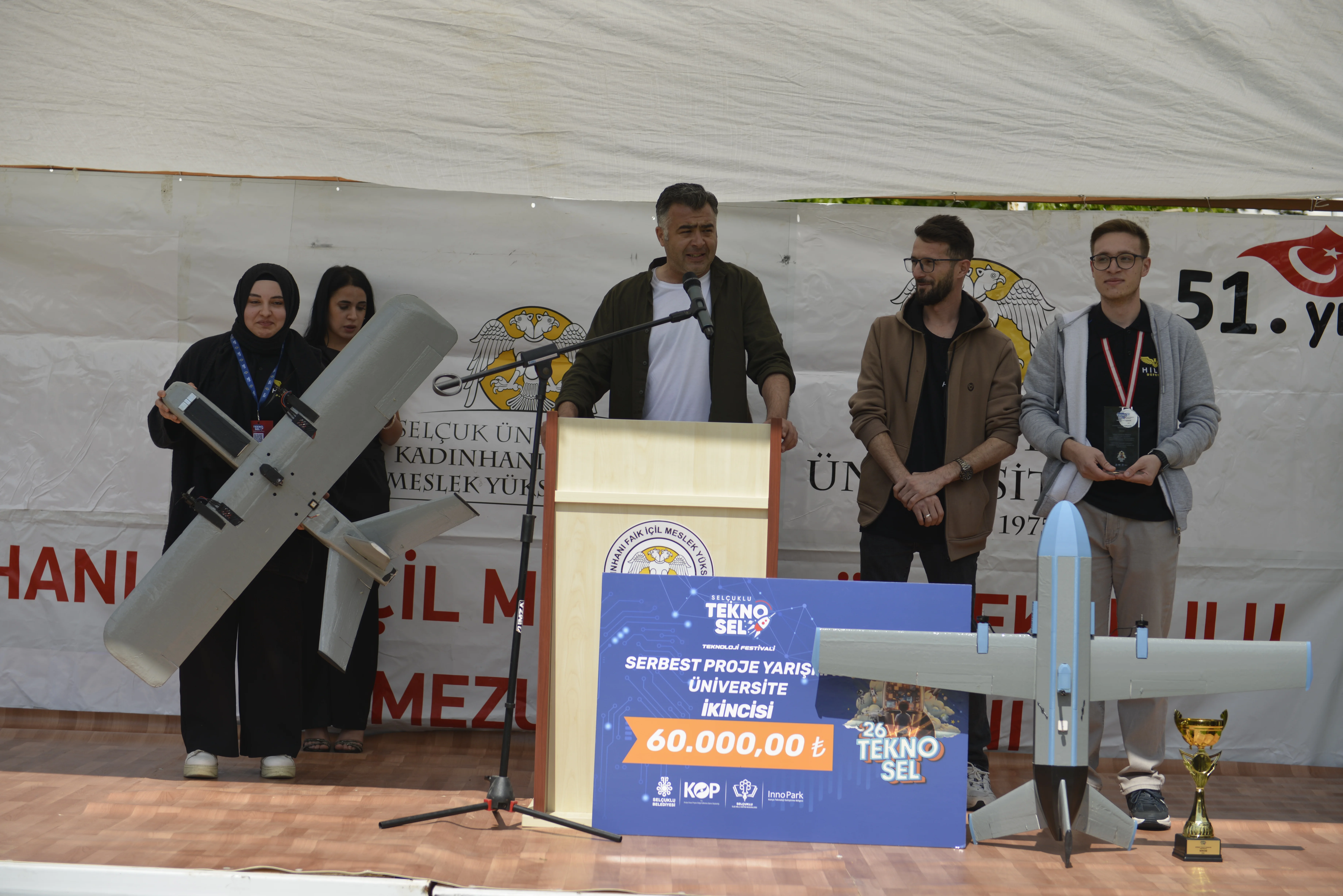 Okulumuzda Mezuniyet Coşkusu
