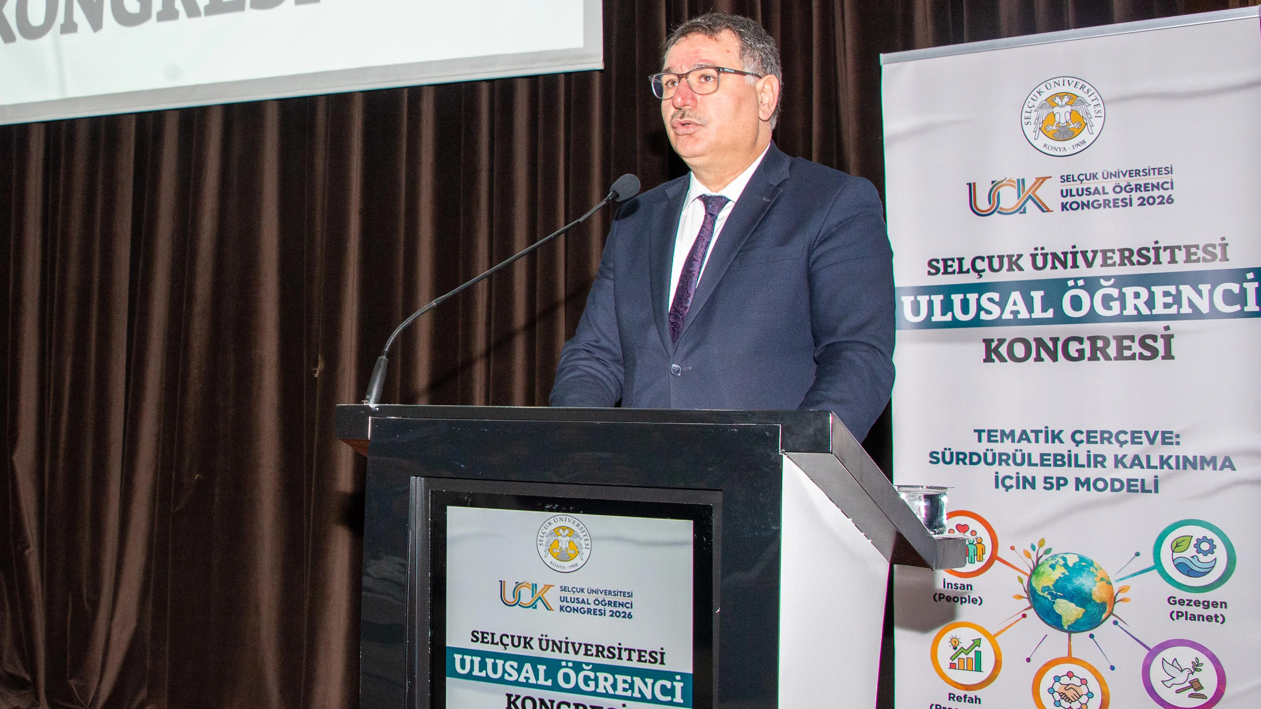 30 üniversiteden öğrenciler Ulusal Öğrenci Kongresinde buluştu
