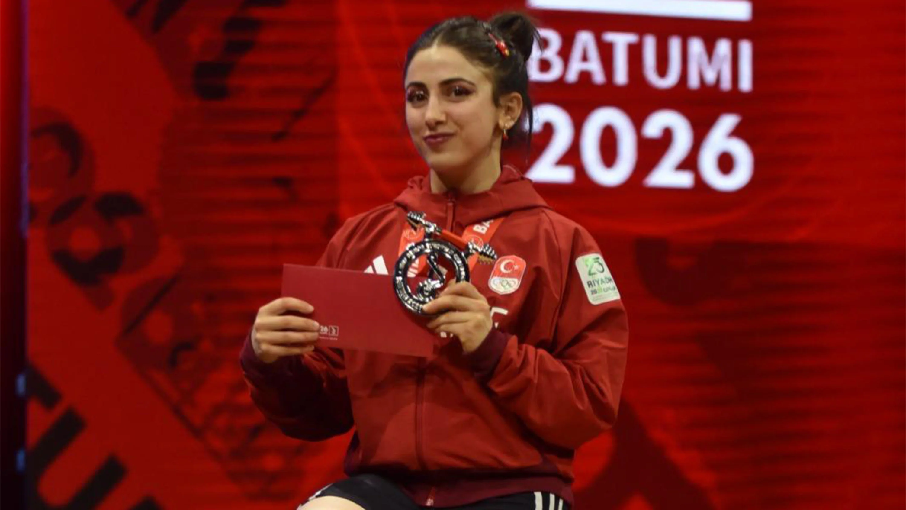 Selçuk Üniversitesi, halterde Avrupa’dan gümüş madalyayla döndü