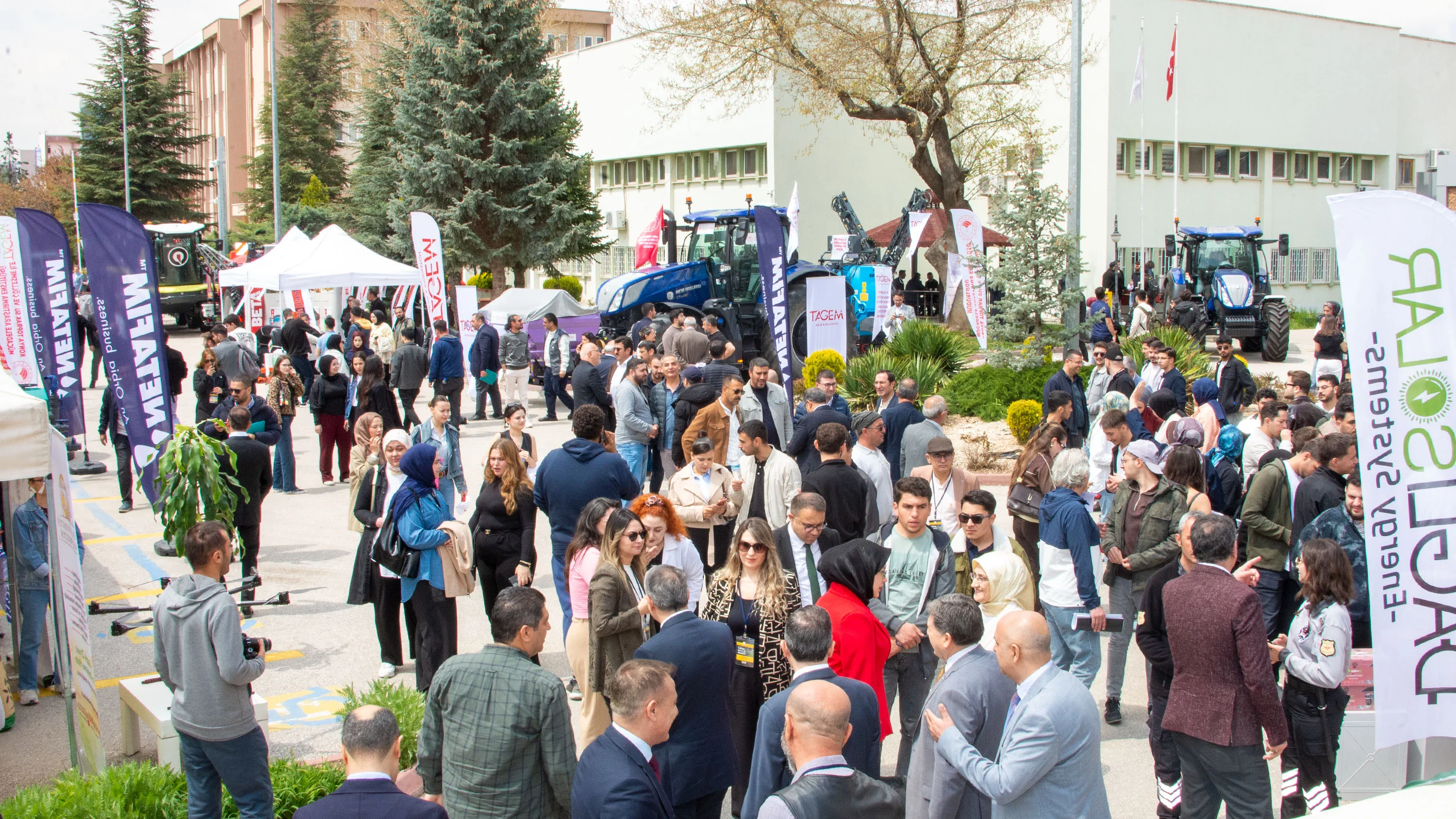 Selçuk Tarımtech’26 Tarım Teknolojileri Festivali başladı