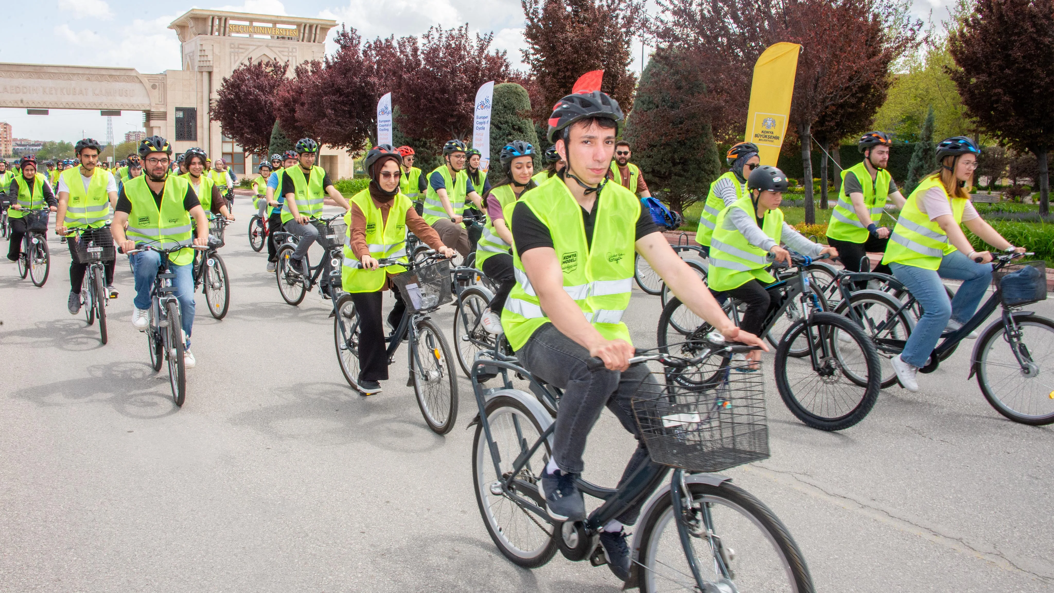 Selçuk Üniversitesinde pedallar sağlıklı yaşam için çevrildi