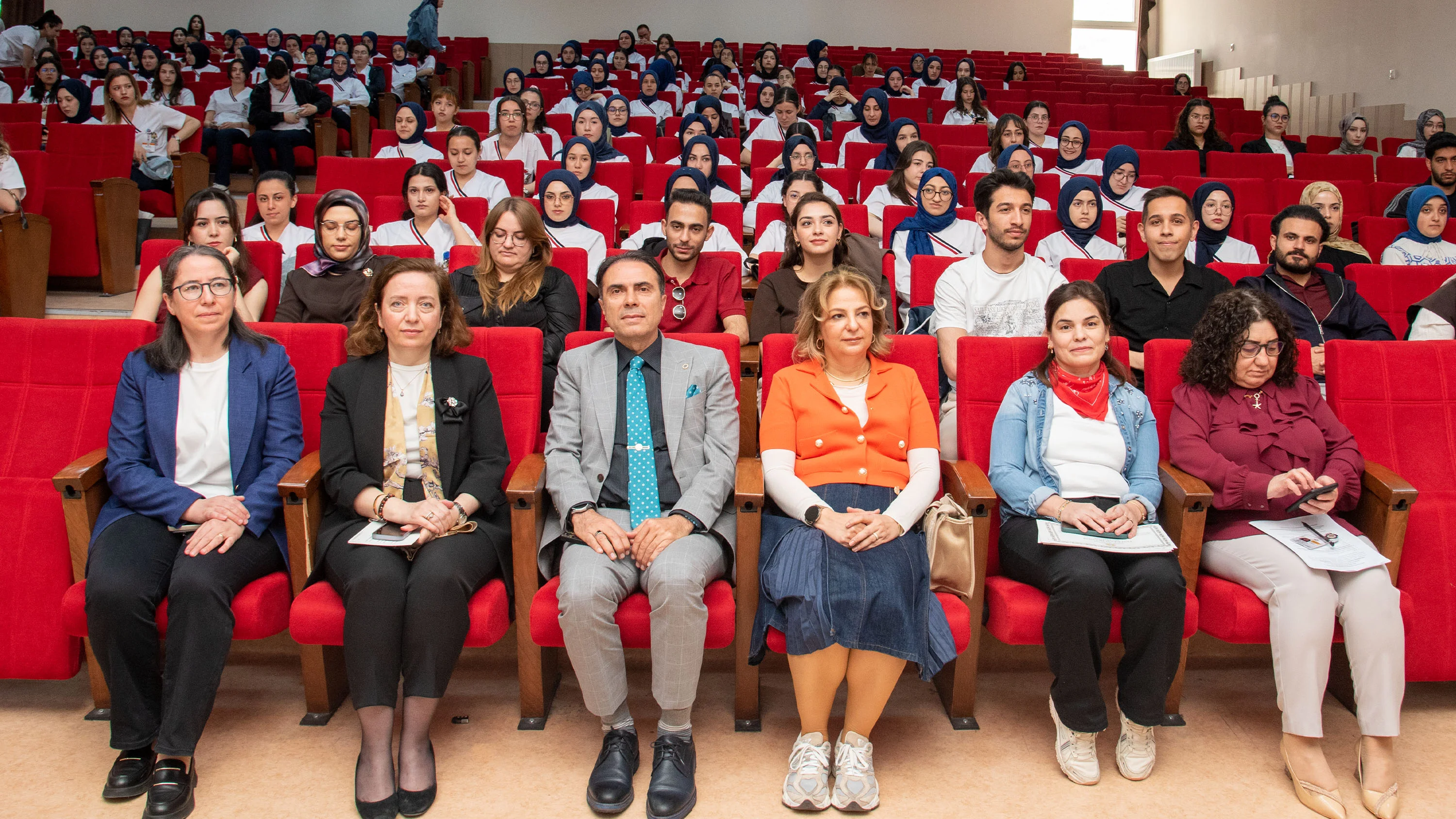 Selçuk Üniversitesinde Hemşireler Haftası kutlandı