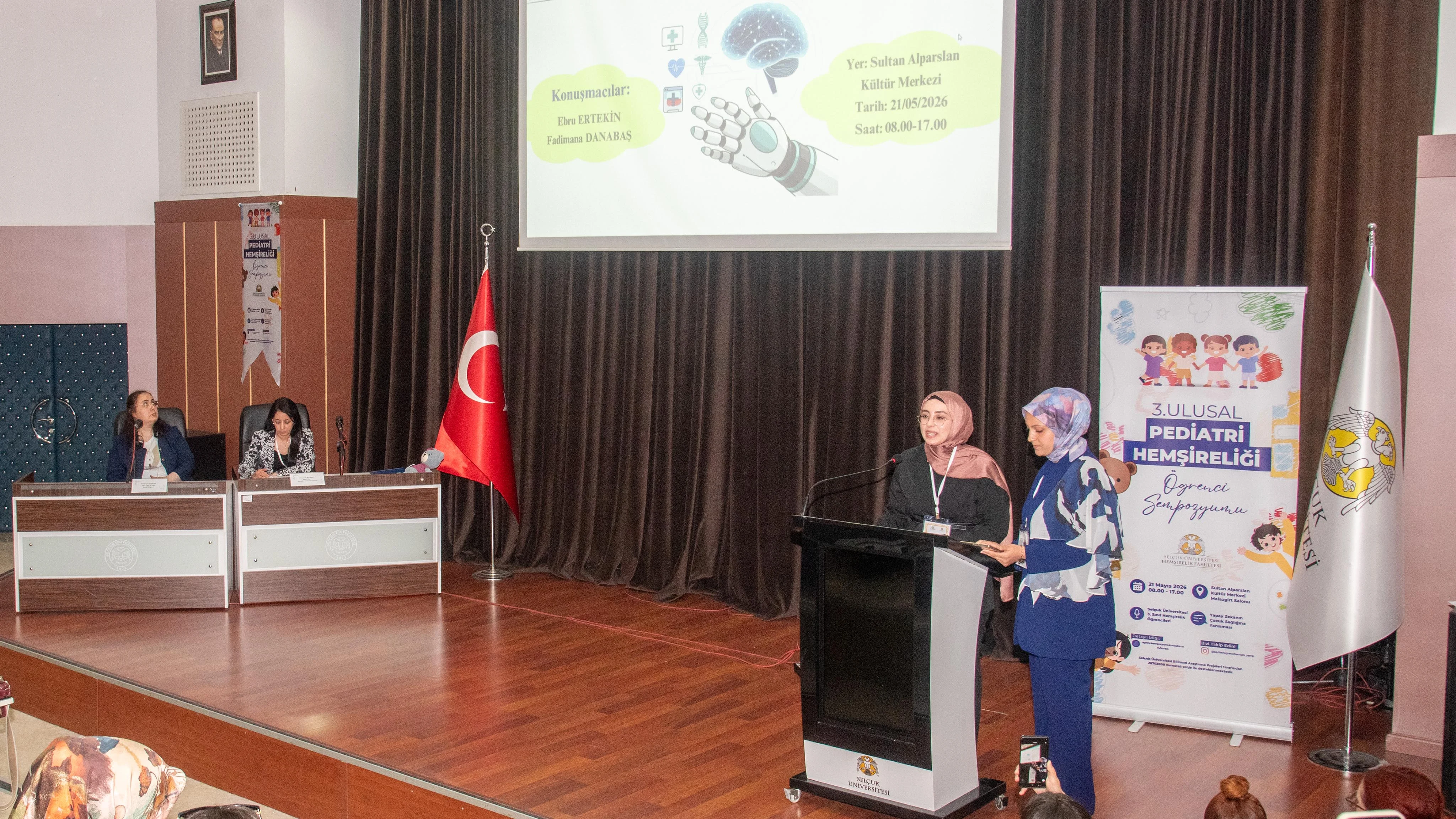 Selçuk Üniversitesinde yapay zekanın çocuk sağlığına yansıması ele alındı