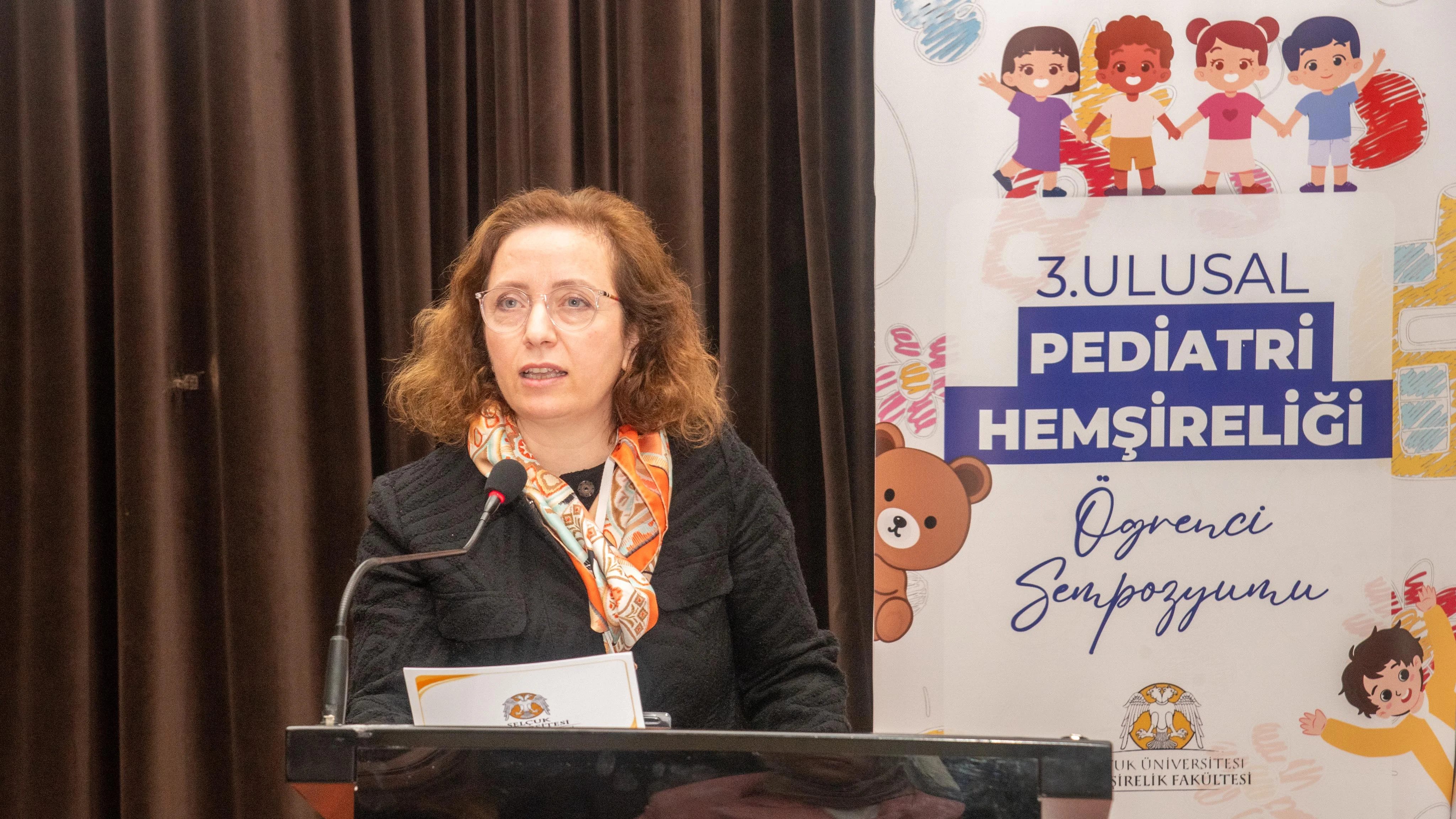 Selçuk Üniversitesinde yapay zekanın çocuk sağlığına yansıması ele alındı