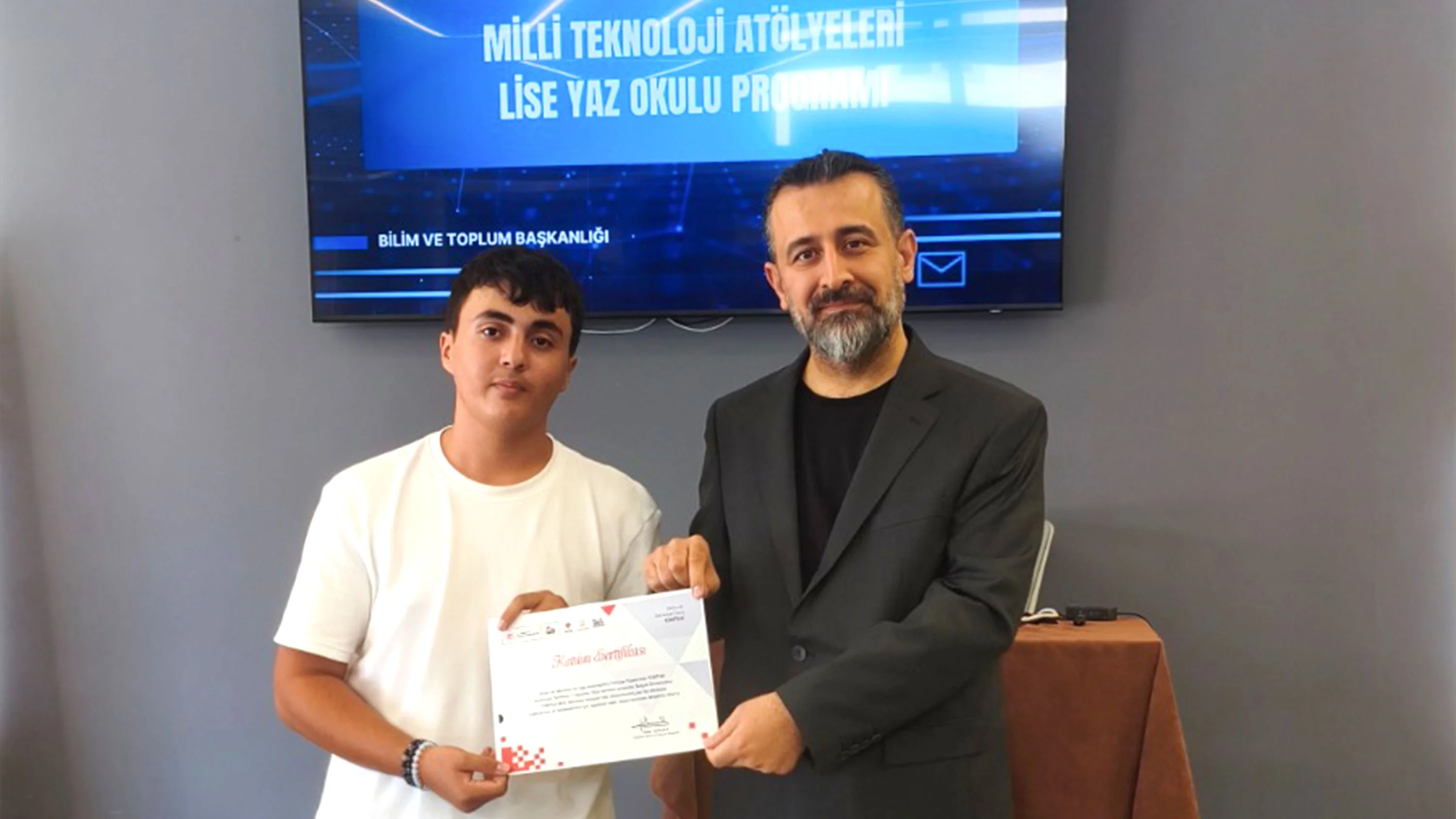 Milli Teknoloji Atölyesi Lise Yaz Okulu sertifika töreniyle tamamlandı