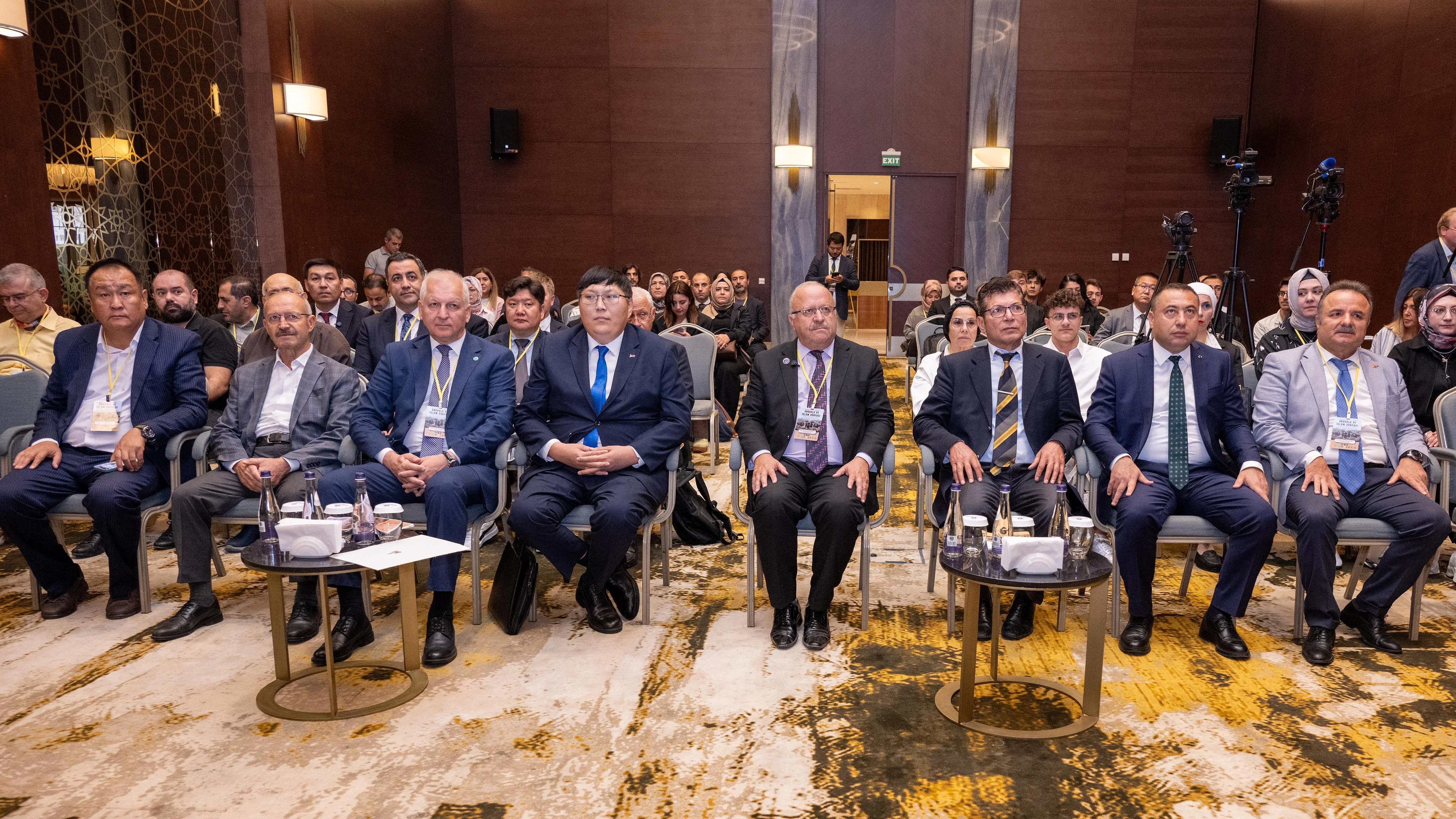 Selçuk Üniversitesinde ‘Moğollar Çağında Anadolu ve İslam Dünyası’ Sempozyumu başladı