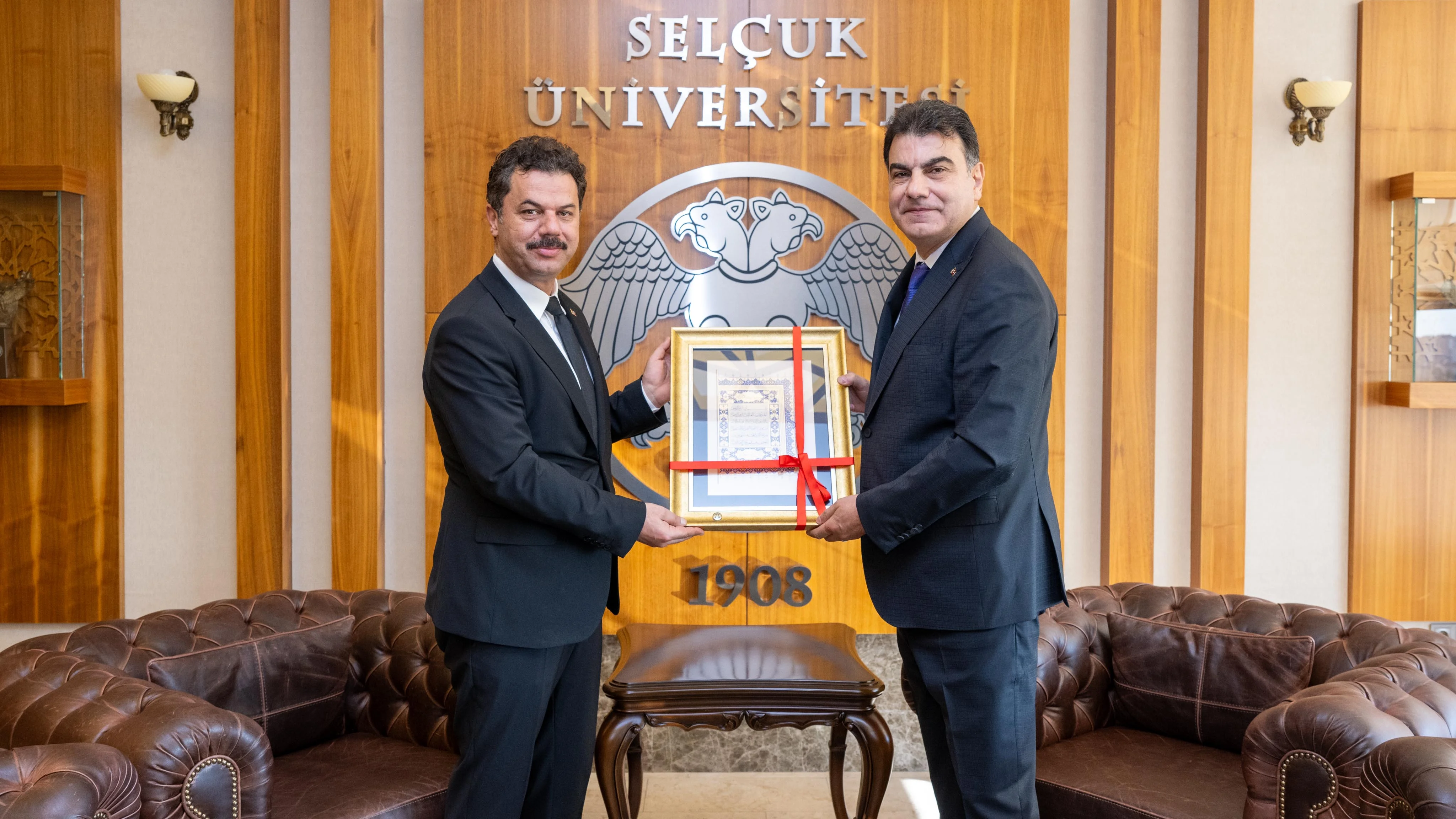 Millî Savunma Bakan Yardımcısı Heybet, Rektör Yılmaz’ı ziyaret etti