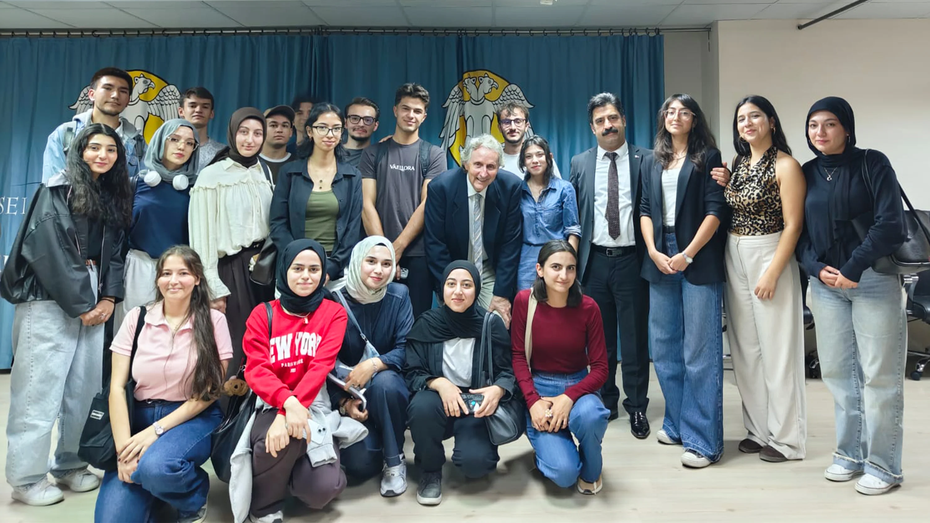 Uluslararası uzman, Selçuk Üniversitesinde öğrencilerle buluştu: Hayvancılık ve refah konuşuldu