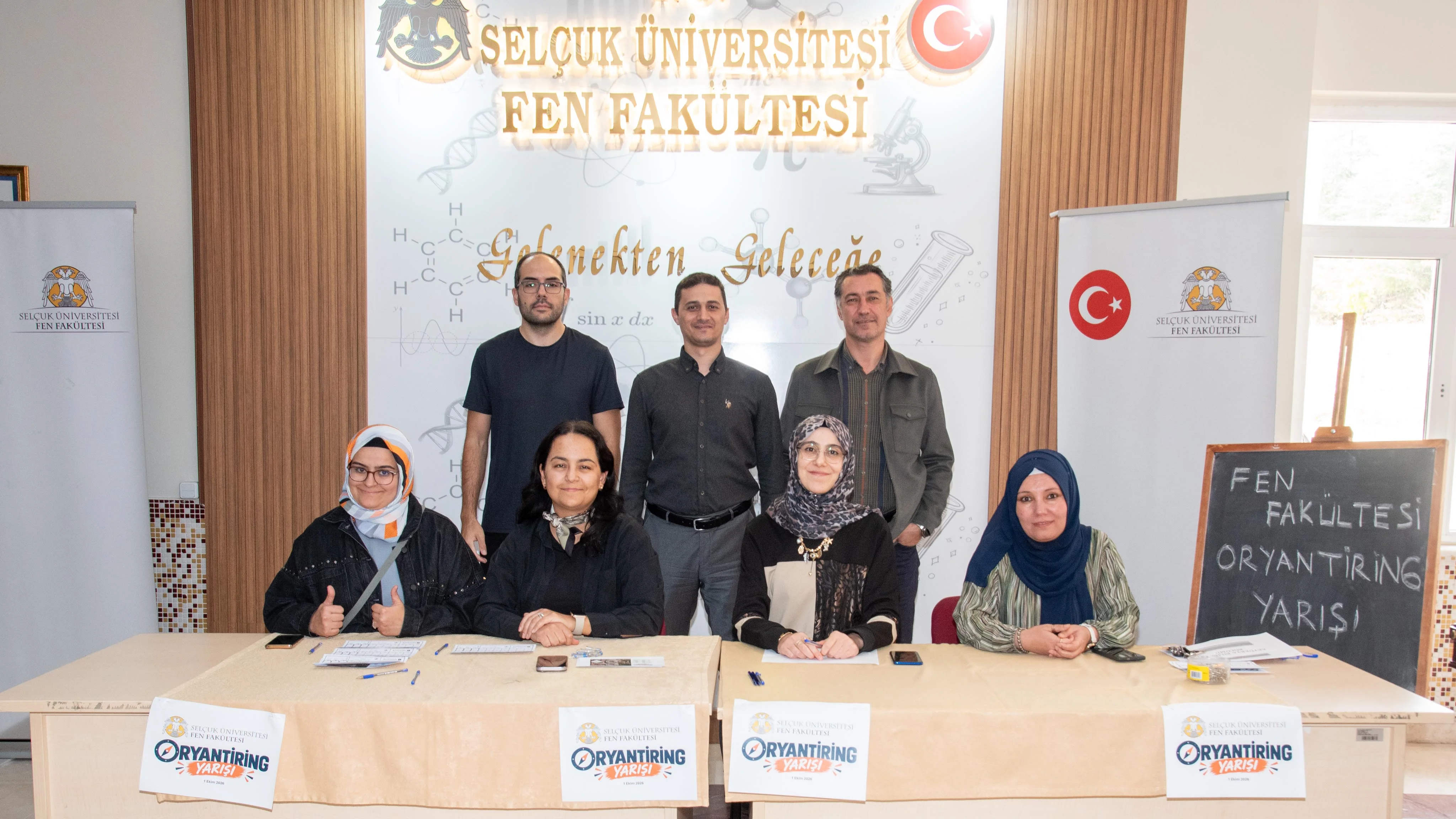 Fen Fakültesinin yeni öğrencileri oryantiring yarışında mücadele etti